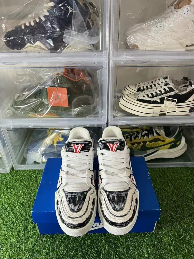 Louis Vuitton Louis Vuitton LV Trainer Sneaker 9/43-2508 Size US 9 / EU 42 - 2 Thumbnail