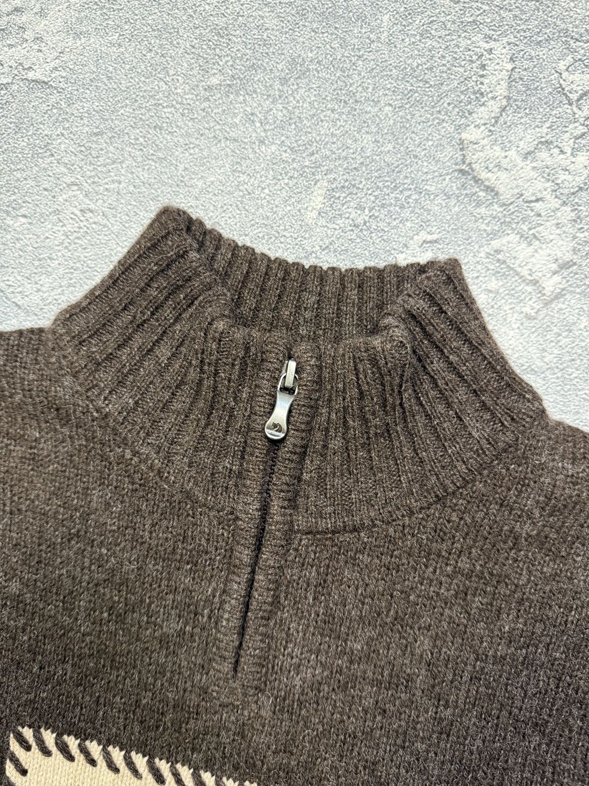 Fjallraven Vintage Fjallraven Big Logo Wool Sweater Size US M / EU 48-50 / 2 - 3 Thumbnail