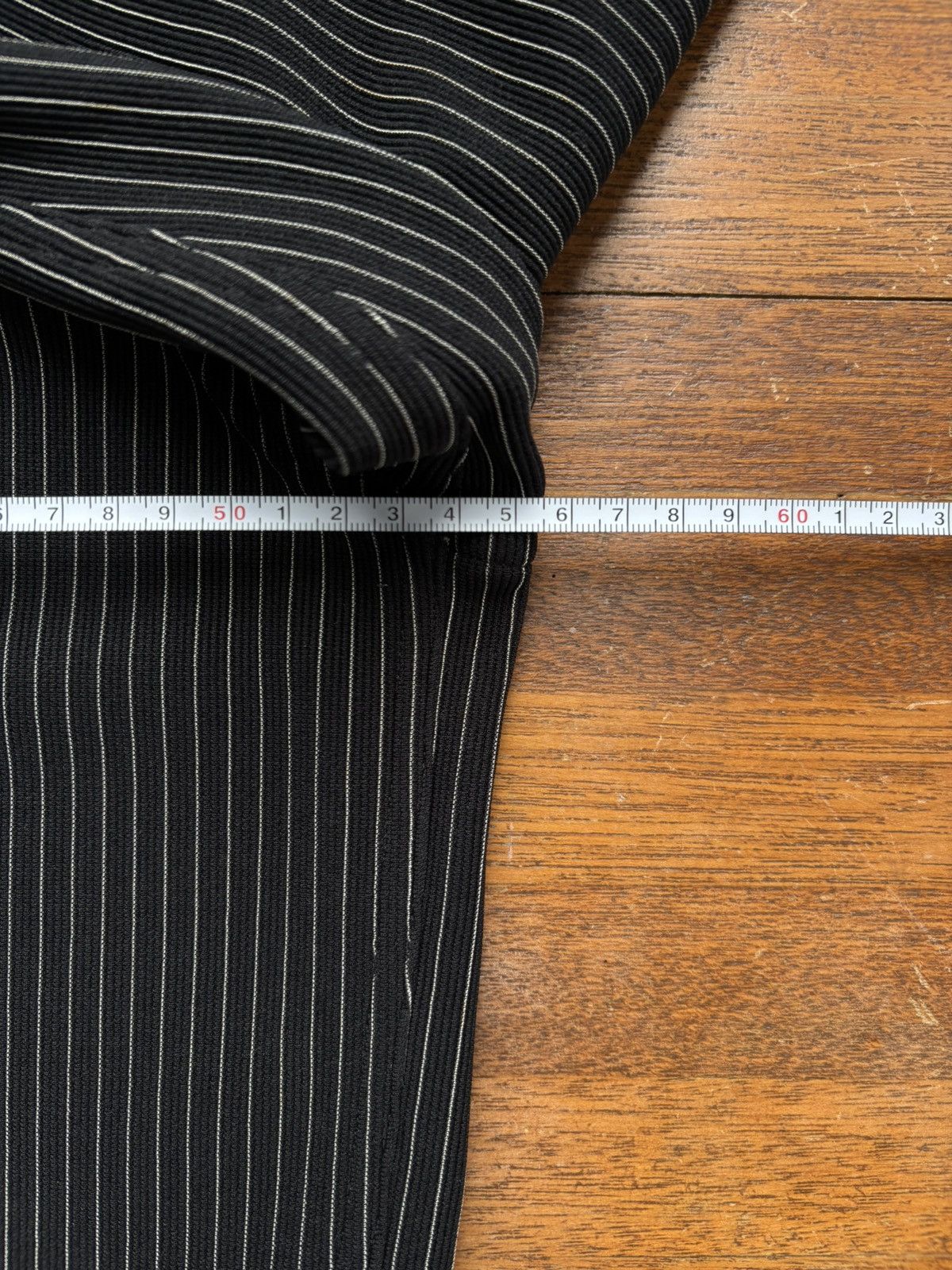 Emporio Armani 90s Emporio Armani Pinstripe Concealed Button Shacket Size US M / EU 48-50 / 2 - 7 Thumbnail