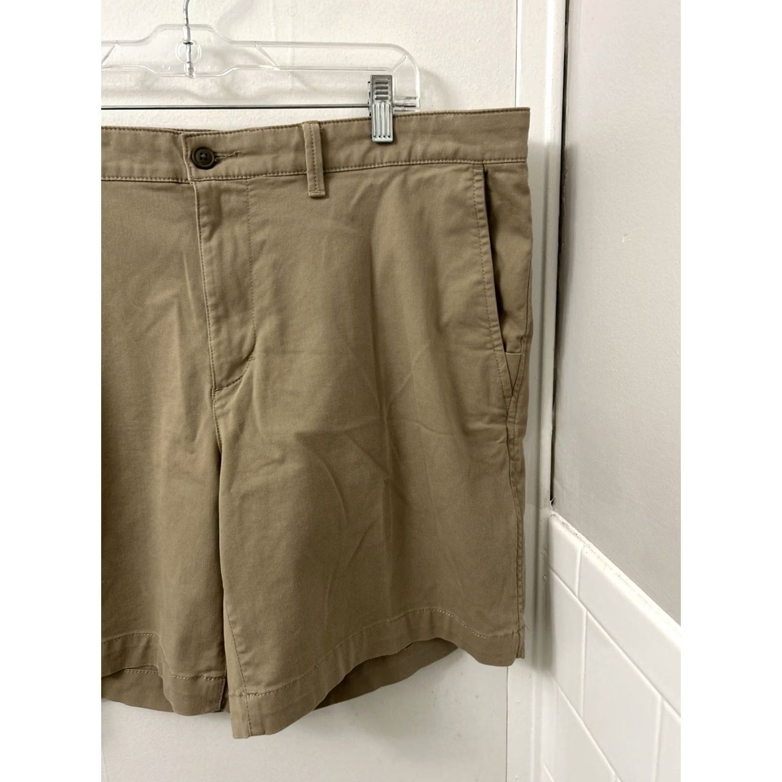 Vintage LLBean Chino Shorts Mens 40 Tan Brown Comfort Stretch 8” Inseam Casual Pocket Lightweight Size US 40 / EU 56 - 3 Thumbnail