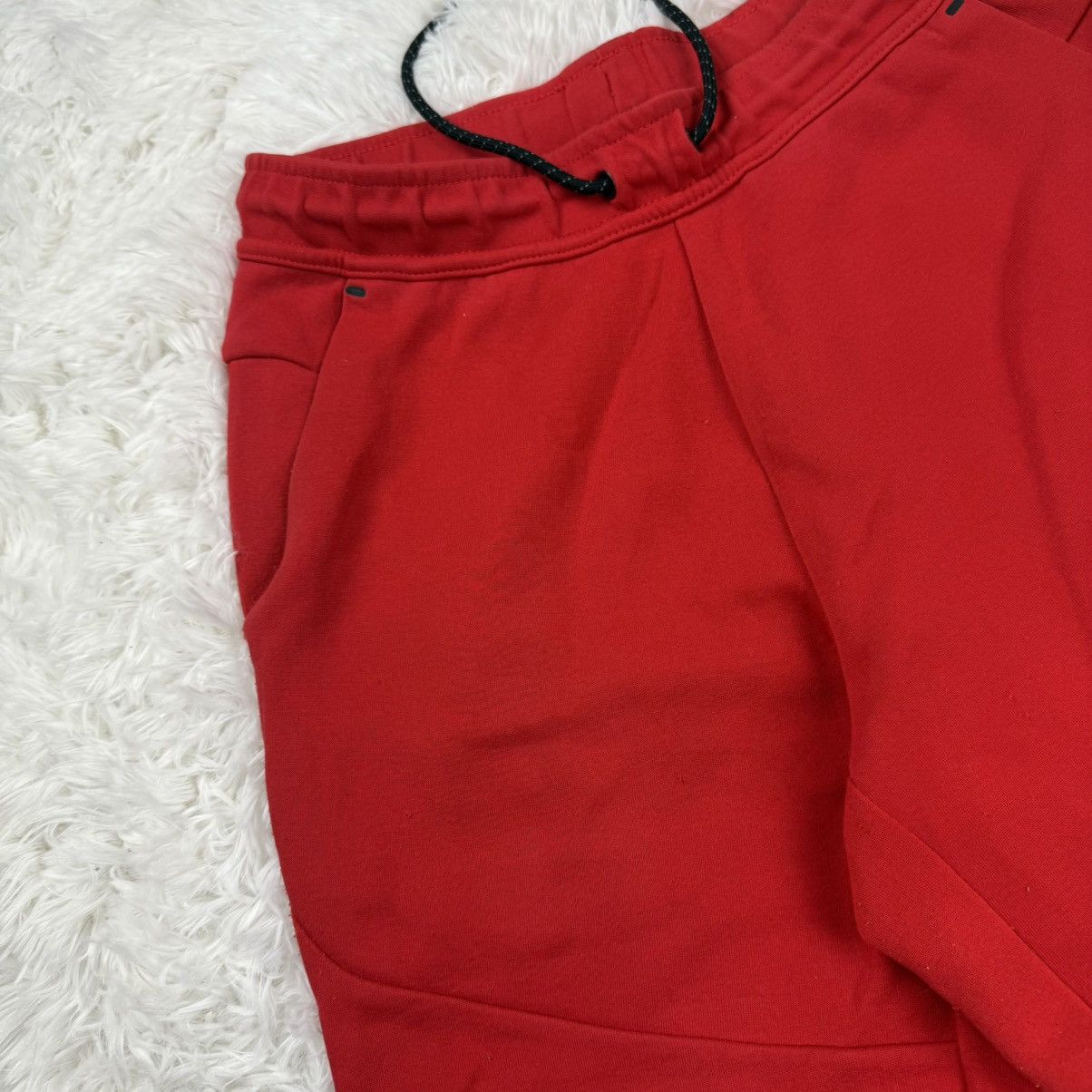 Nike ❤️Nike Red Tech Fleece Pants S/30 Streetwear Drill Y2K Size US 30 / EU 46 - 6 Thumbnail