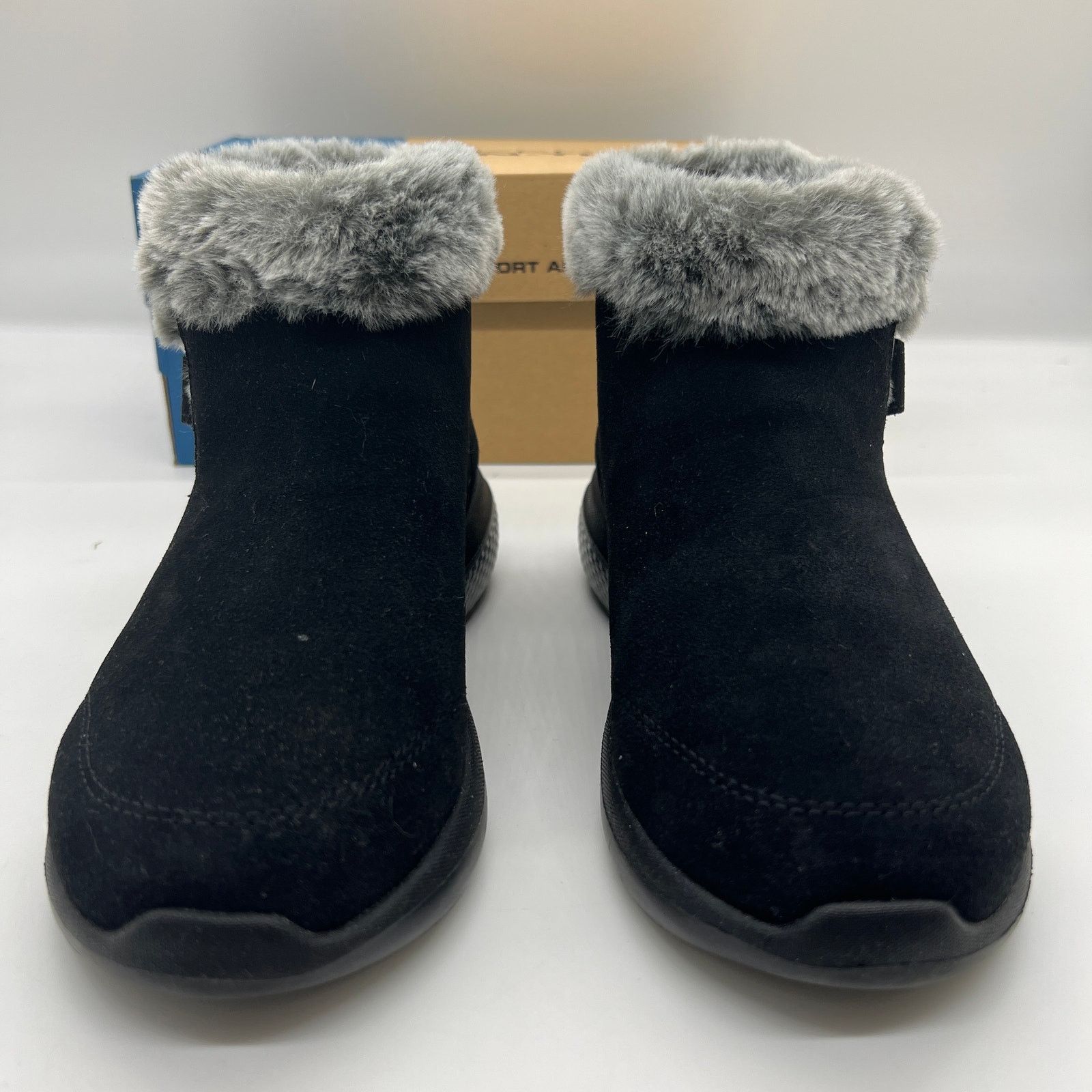 SKECHERS Skechers Ankle Boots Size 6 On the GO City 2 Black Suede Size US 6 / IT 36 - 6 Thumbnail