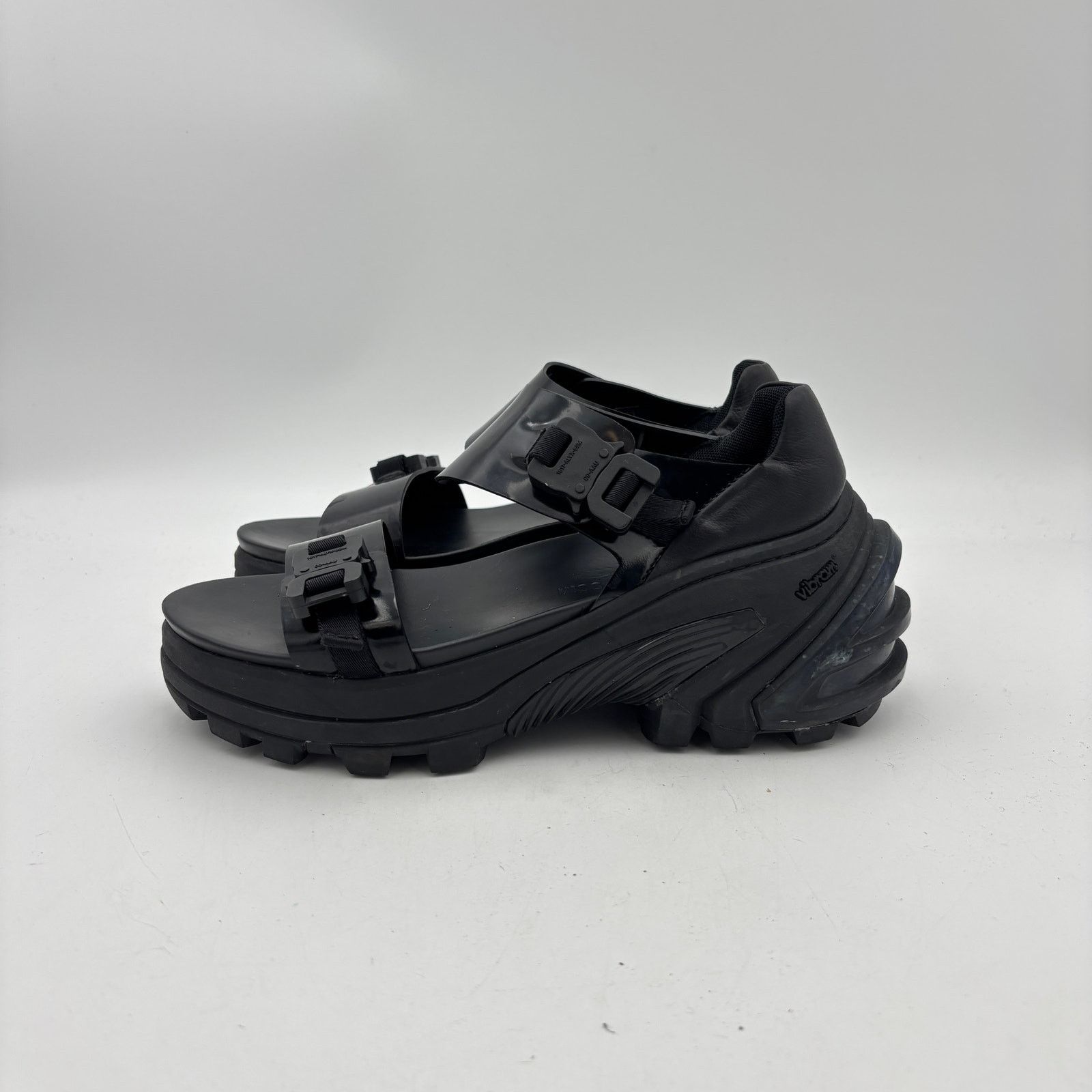 1017 ALYX 9SM 1017 ALYX 9SM Vibram Sole Sandals Chunky Buckle Shoes 39 Size US 9 / IT 39 - 4 Thumbnail