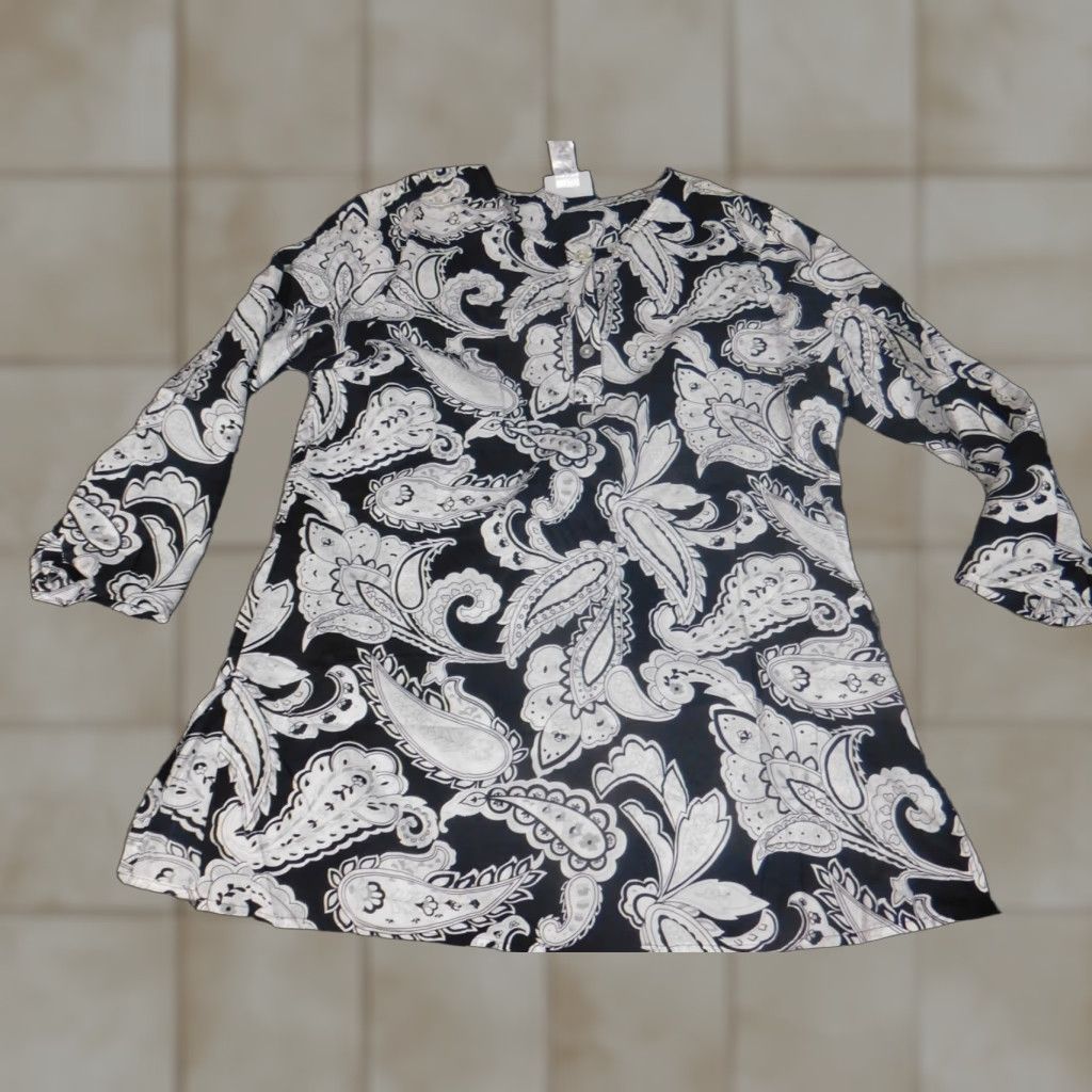 Vintage Jaclyn Smith Womens Blouse L Black Floral Crew Neck Pullover Casual Lightweight 100% Cotton Regular Fit Size L / US 10 / IT 46 - 1 Thumbnail