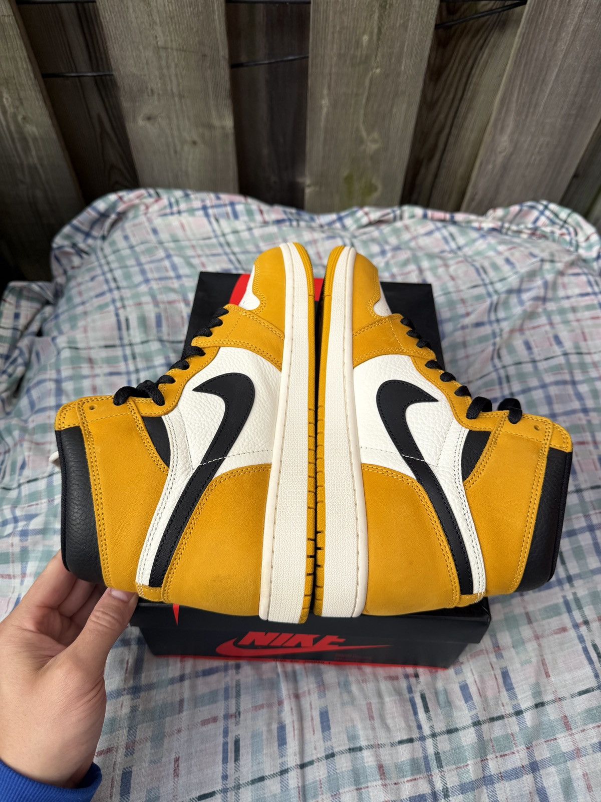 Jordan Brand Jordan 1 Retro High Yellow Ochre Size US 10 / EU 43 - 4 Thumbnail