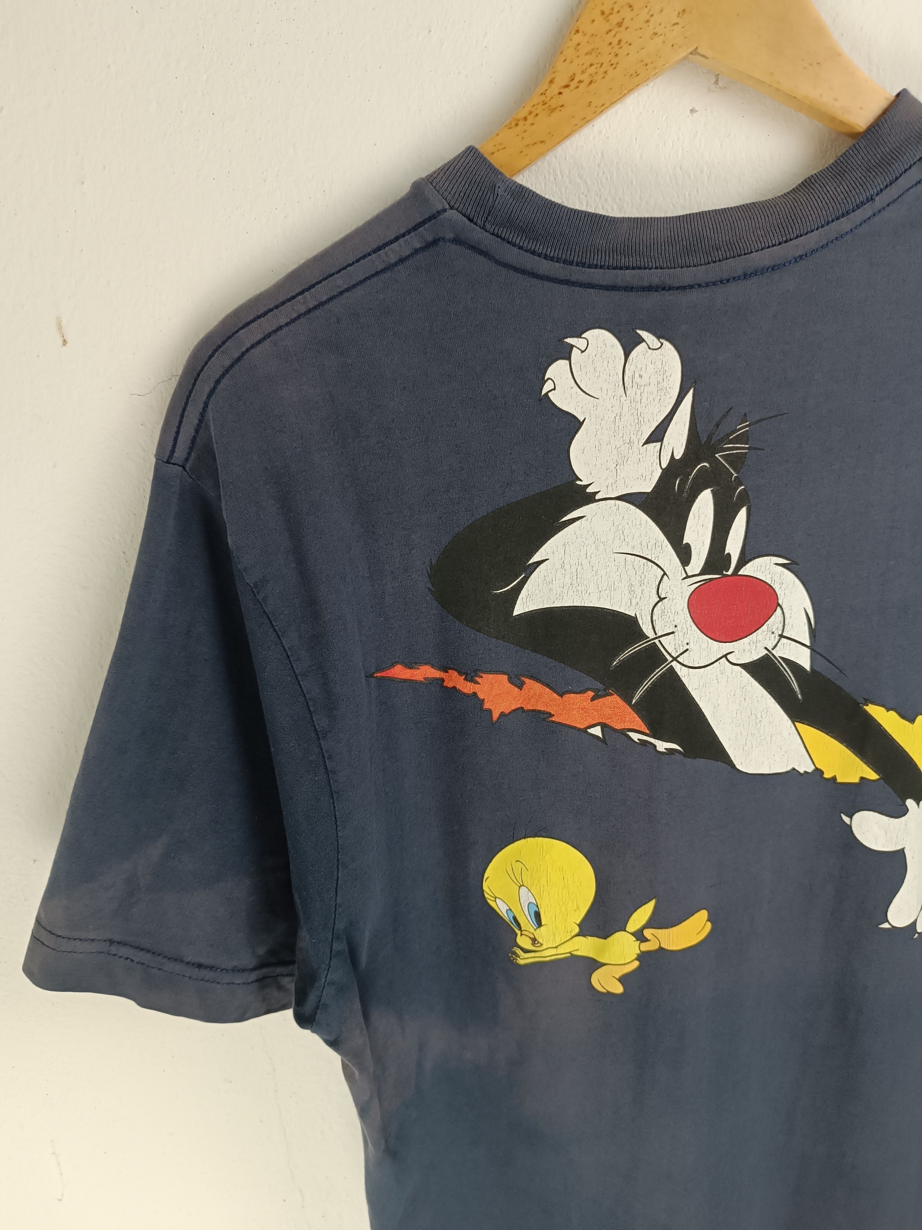 Vintage THRASHED FADED VINTAGE 2000s TWEETY & SYLVESTER LOONEY Y2K Size US M / EU 48-50 / 2 - 12 Thumbnail