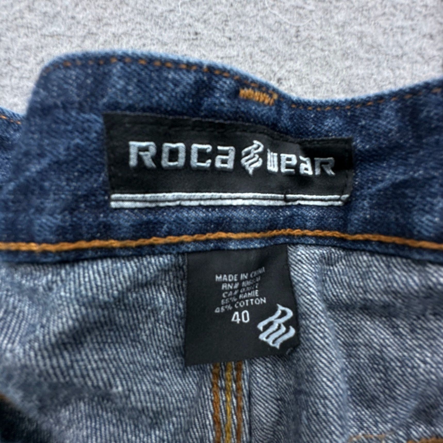 Rocawear VINTAGE Rocawear Jeans Dark Blue Logo Embroidered Mens 40x32 Hip Hop Loose Jeans Men Regular 40 Blue Hip Hop Vintage 90s 00s Size US 38 / EU 54 - 3 Thumbnail