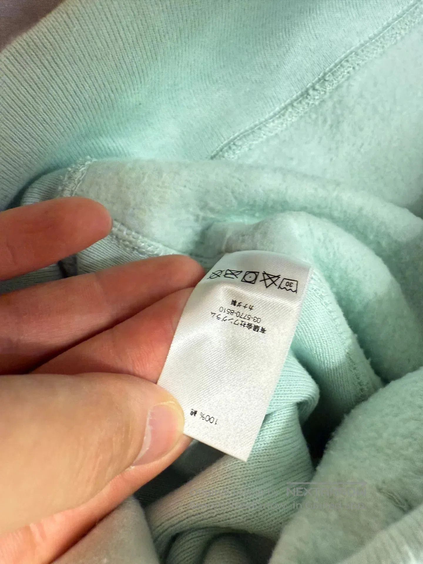 Supreme supreme fw17 box logo ice blue hoodie. Size US M / EU 48-50 / 2 - 7 Thumbnail