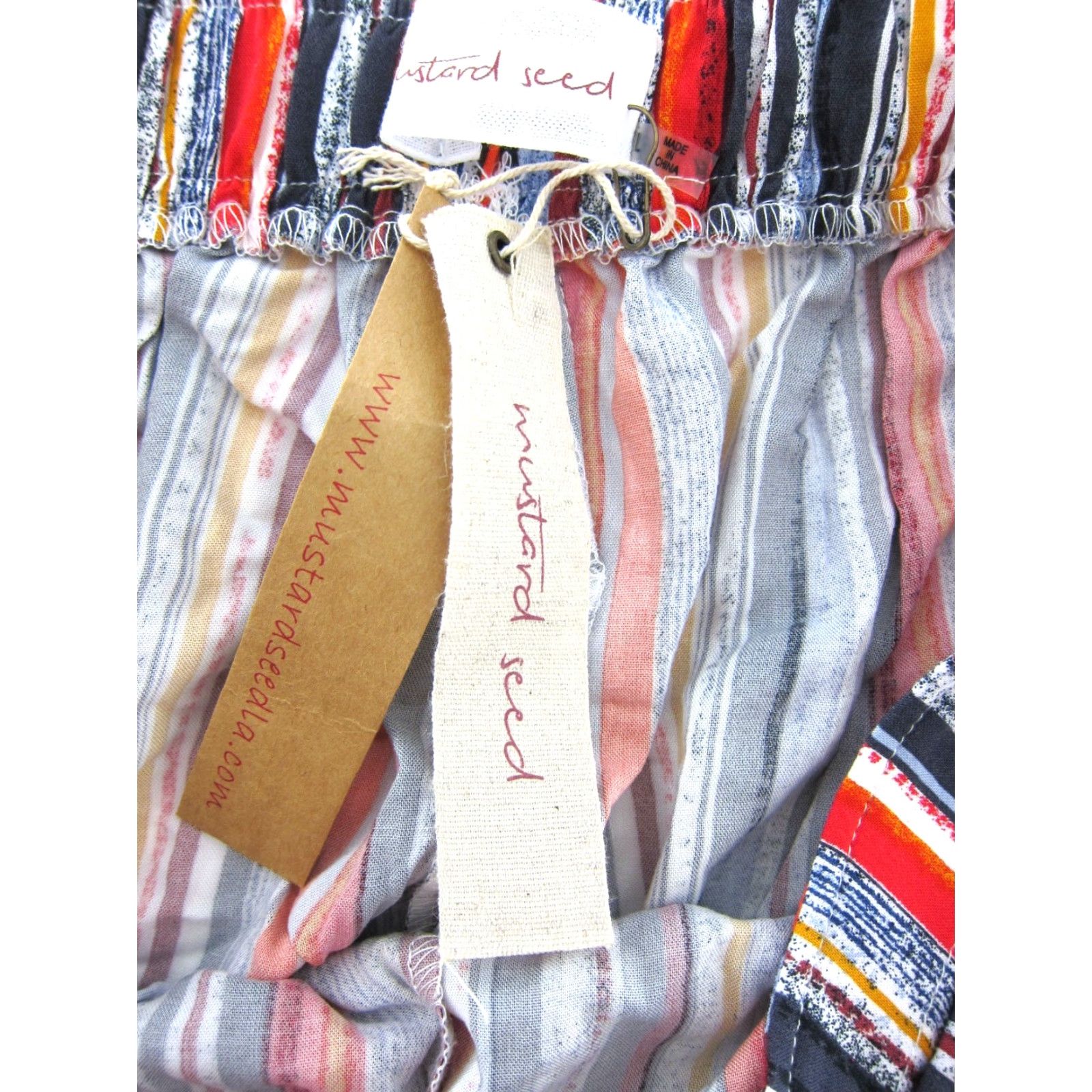 Vintage VINTAGE Mustard Seed Chino Shorts L Womens 30" waist 2.5" inseam Pocket Striped Rayon Gray Orange Red NWT Size 36" / US 14 / IT 50 - 3 Thumbnail