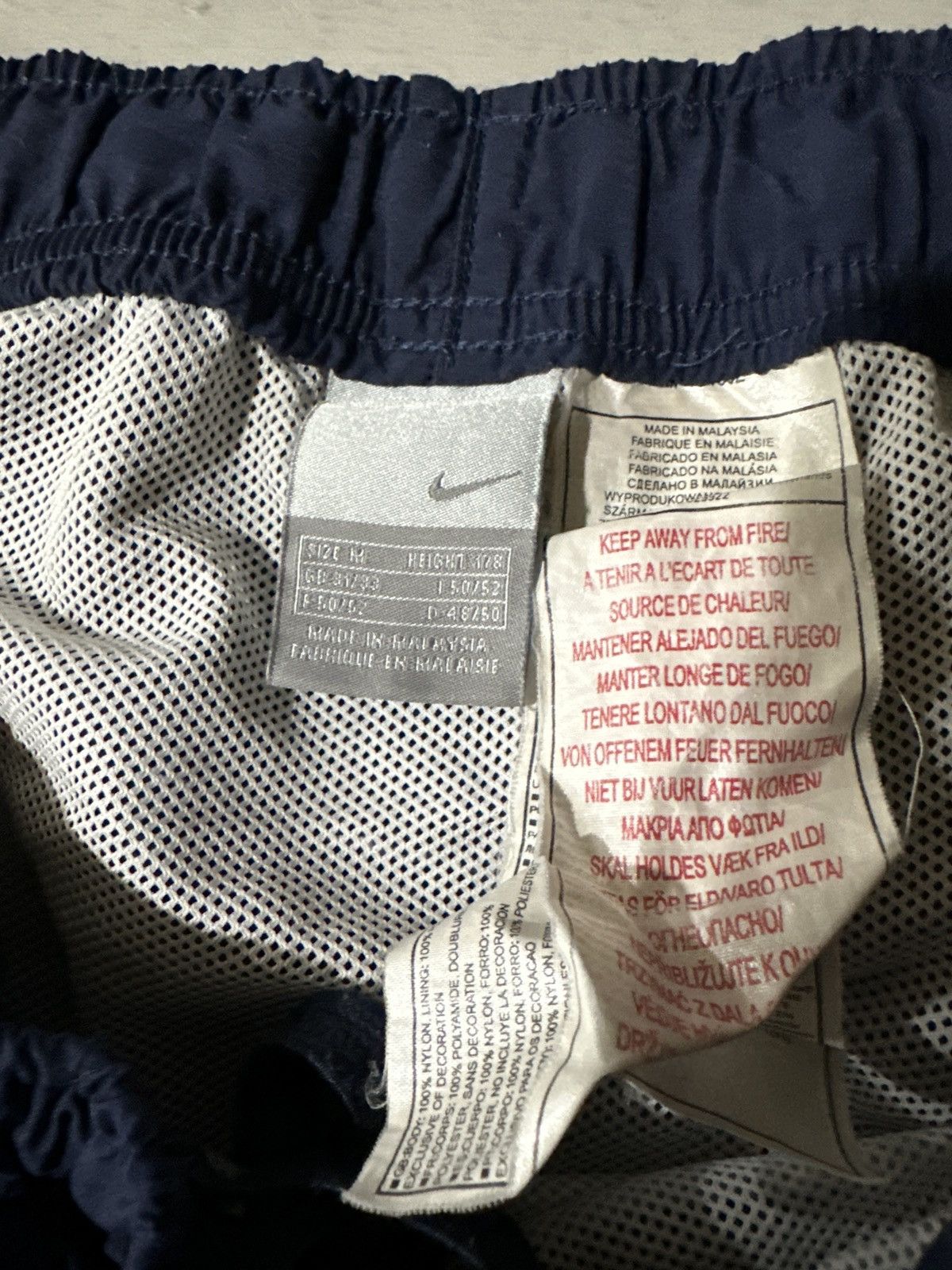 Nike Nike Navy Vintage Shorts Size US 30 / EU 46 - 4 Thumbnail