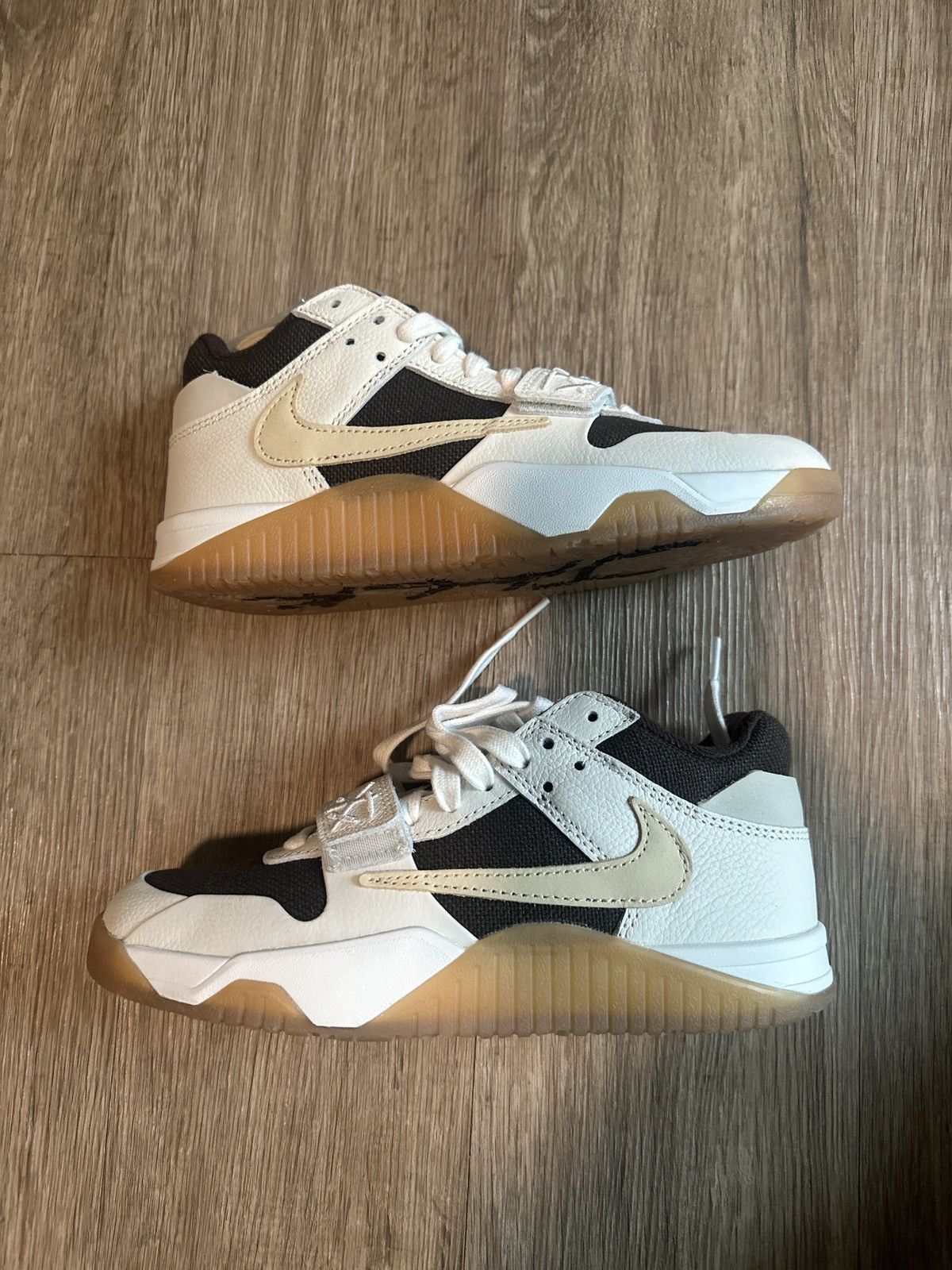 Jordan Brand × Nike × Travis Scott Travis Scott x Jordan Jumpman Jack TR Size US 5.5 / EU 38 - 1 Thumbnail
