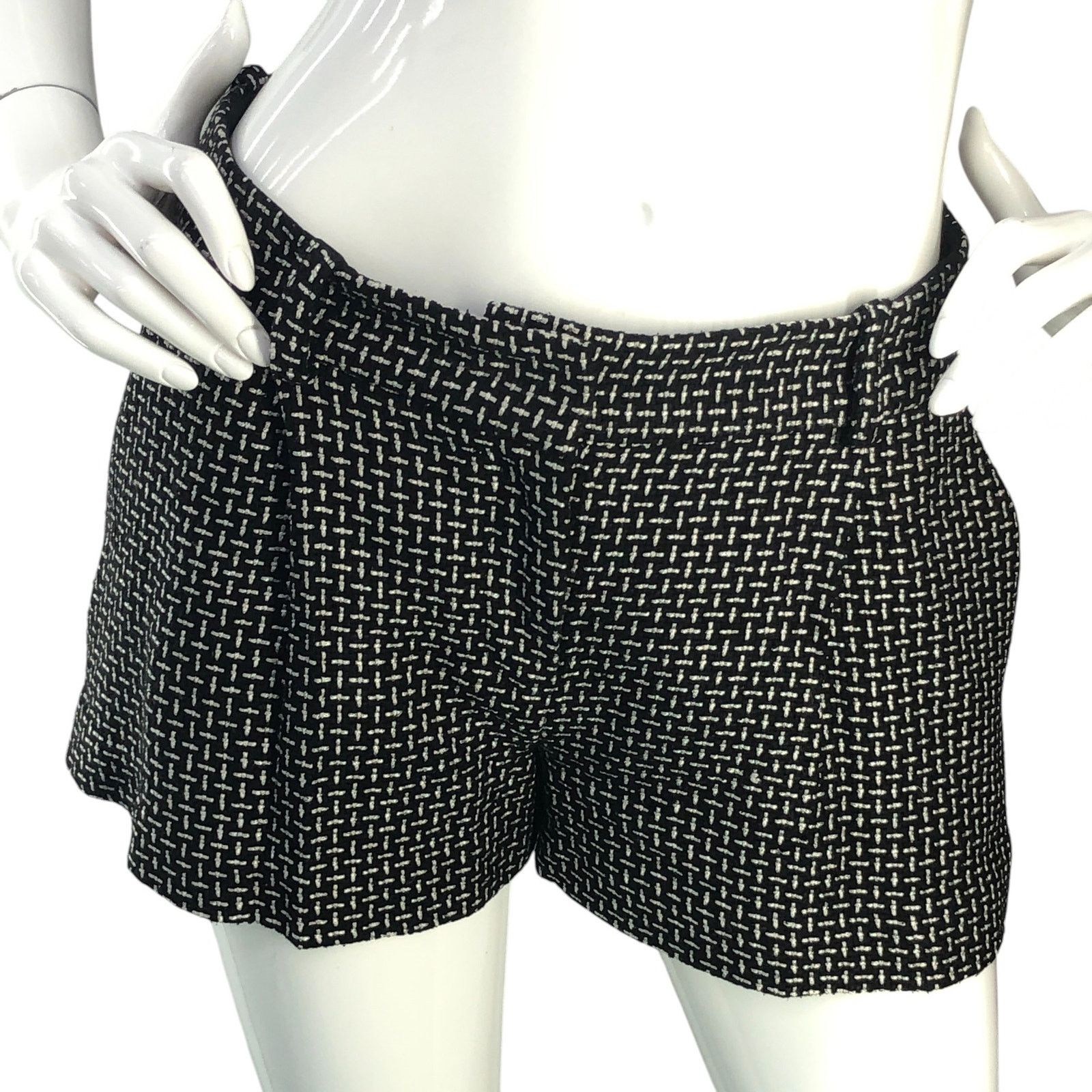 Diane von Furstenberg Diane Von Furstenberg Size 2 Shorts Naples Silk Viscose Size 26" / US 2 / IT 38 - 9 Thumbnail