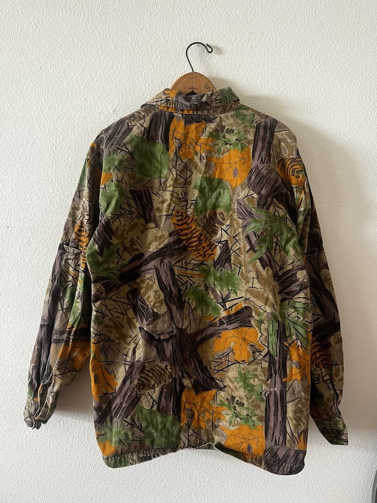 Other Boggy Creek Huskers Nebraska University M CAMO Shirt Size US XL / EU 56 / 4 - 5 Thumbnail