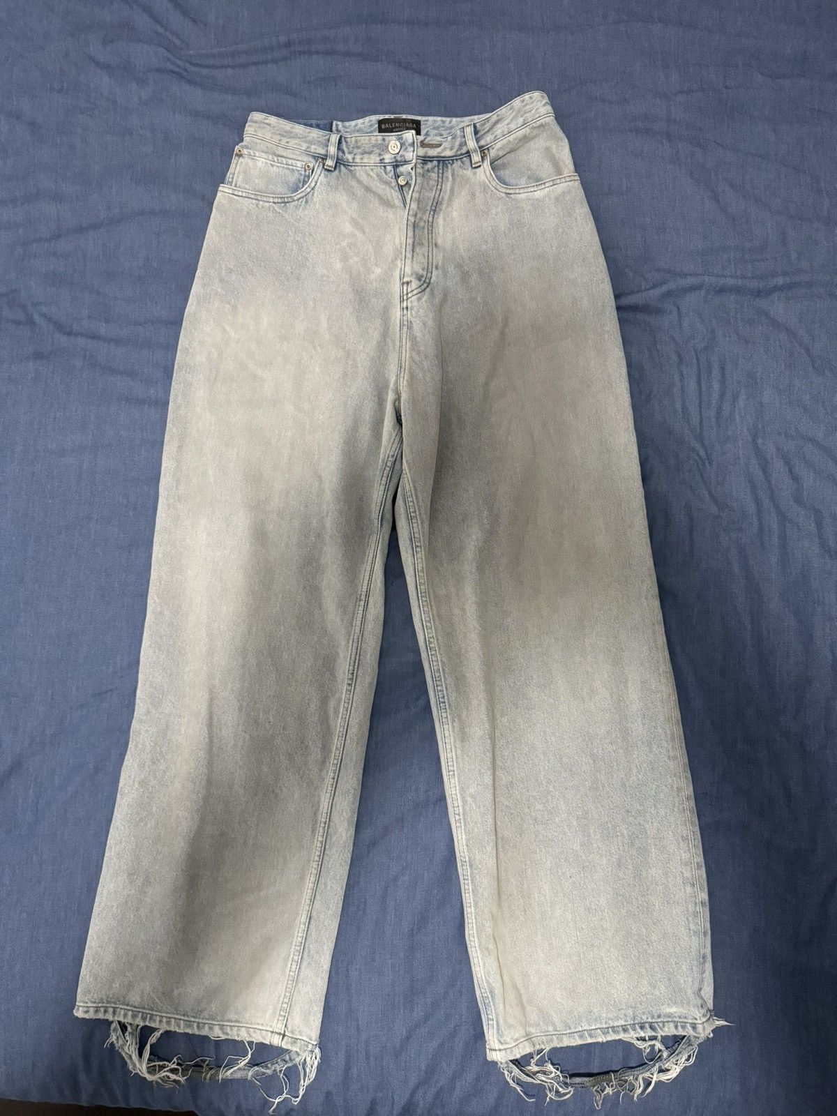 Balenciaga Balenciaga Baggy Denim Jeans Size US 30 / EU 46 - 1 Thumbnail