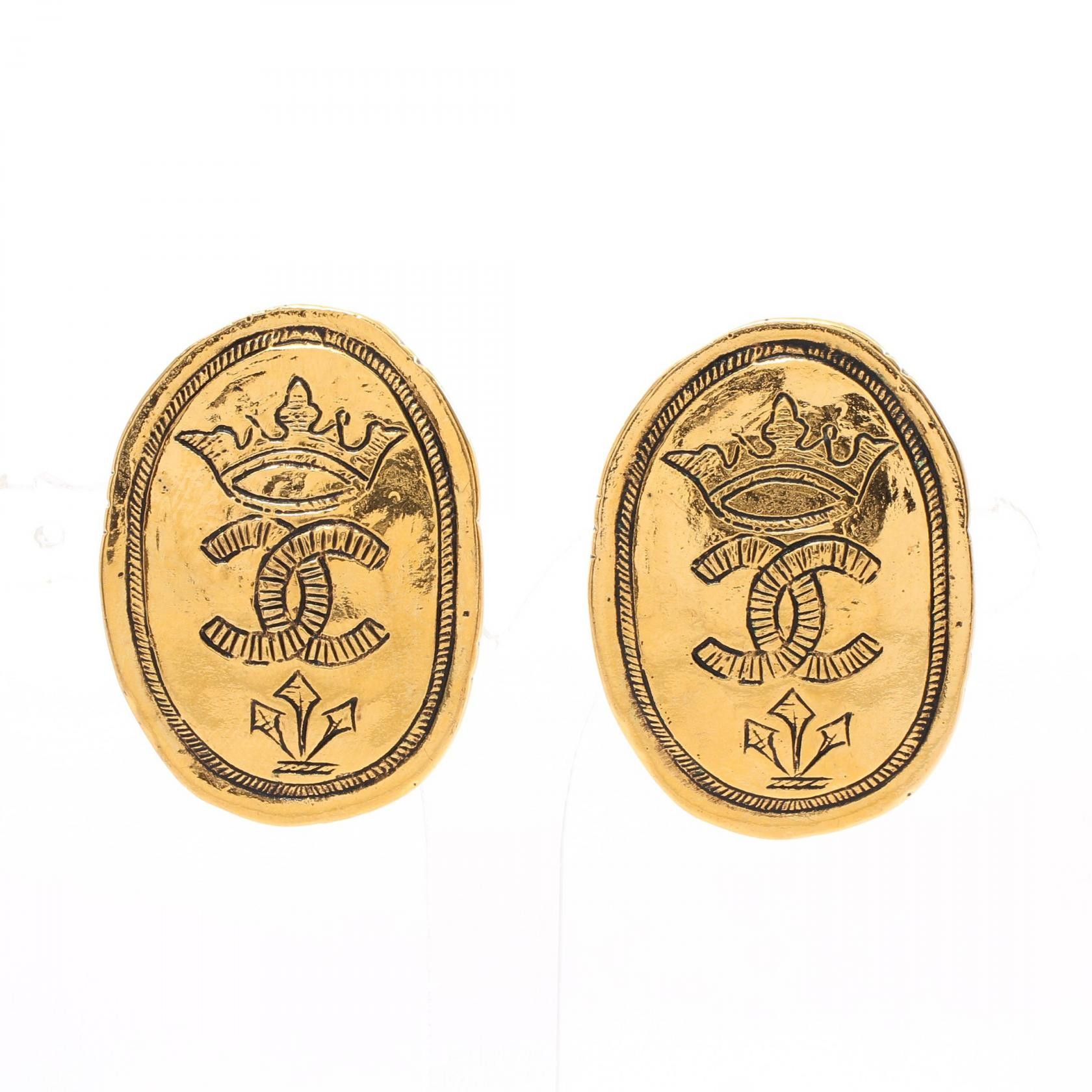 Chanel CC Crown Clip On Earrings Metal Earrings in Very Good Condition