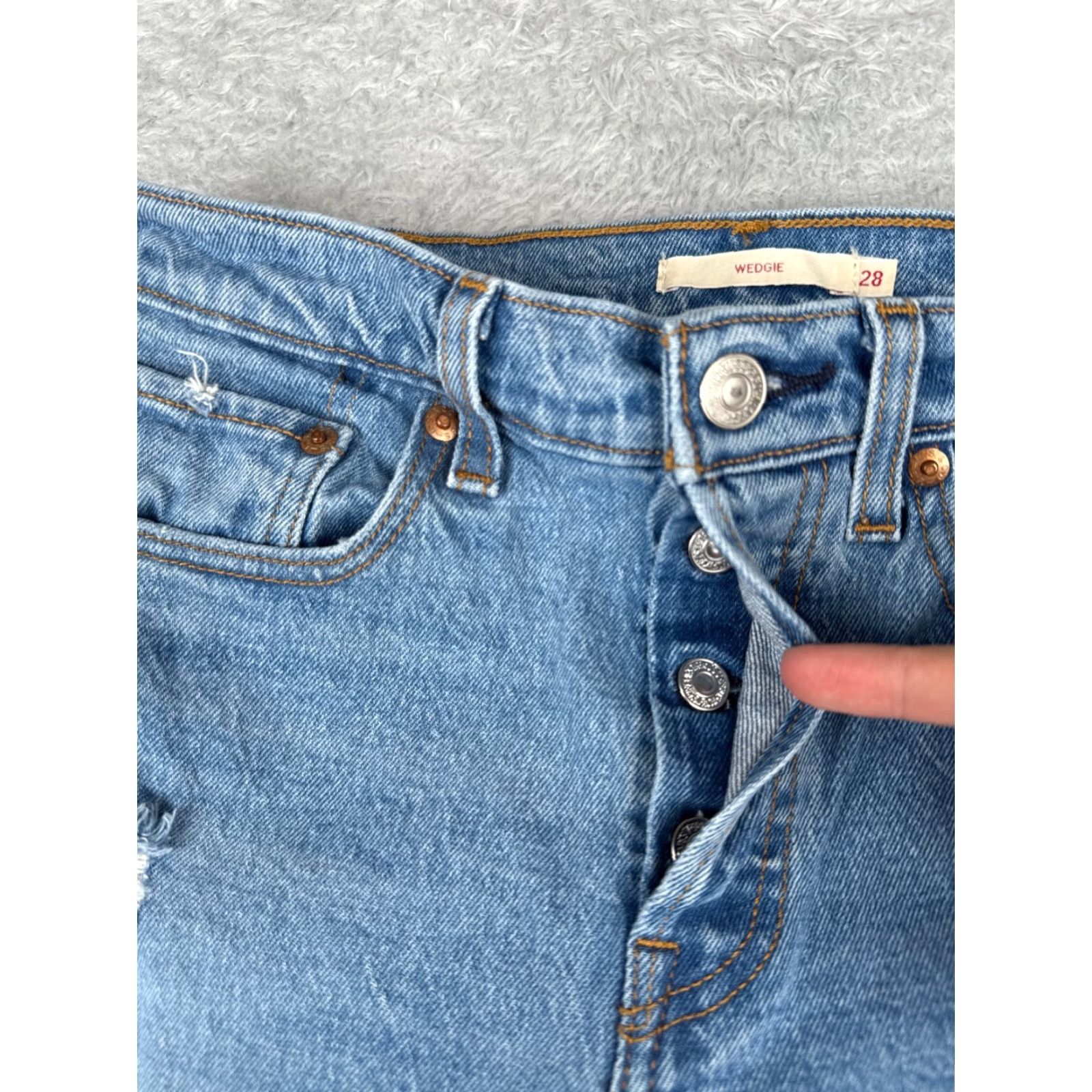 Levi's Levis Jeans Womens 28 Blue Denim Distressed Wedgie Cotton Mid 28x27 Size 28" / US 6 / IT 42 - 5 Thumbnail