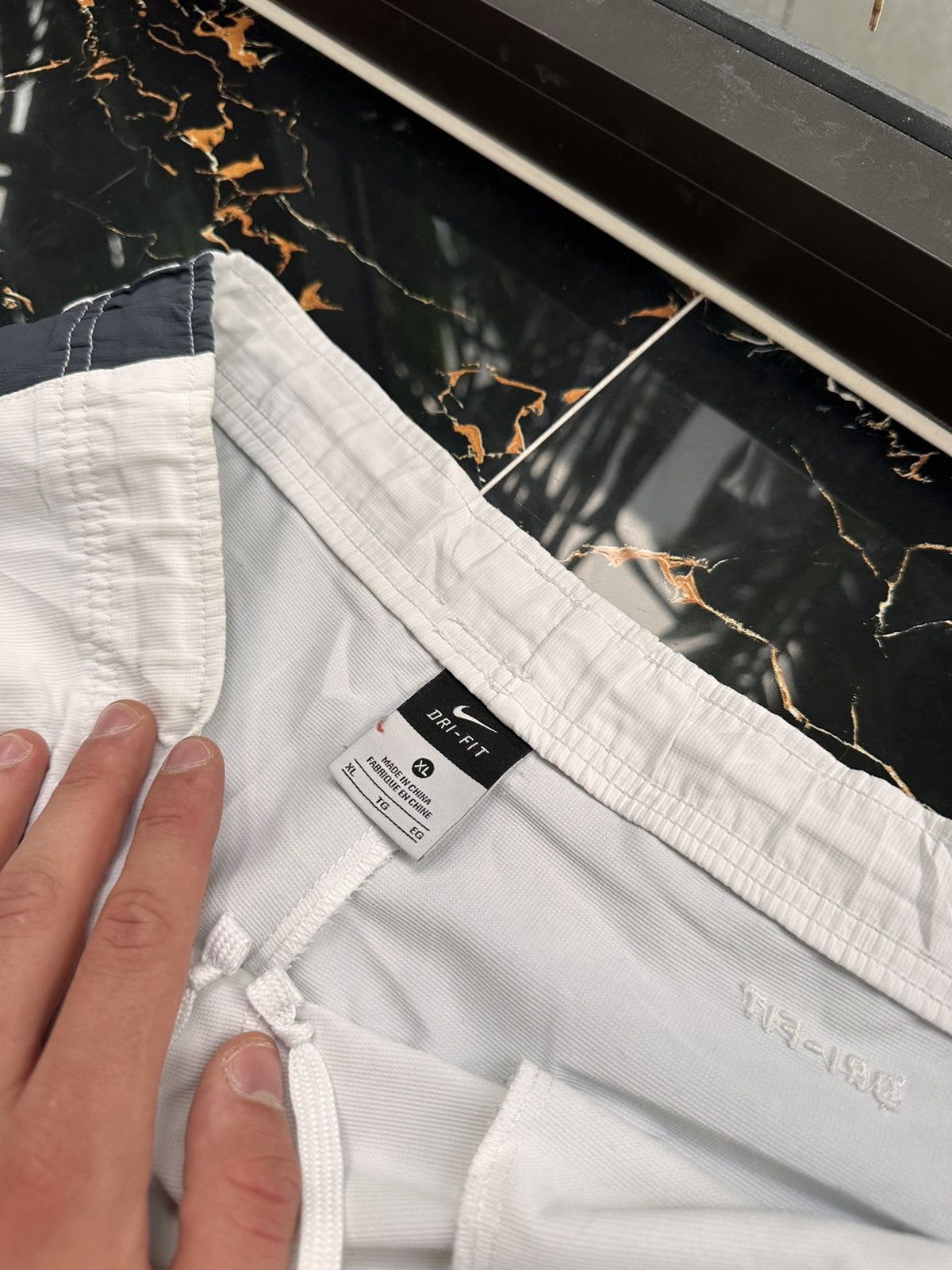 Nike × Vintage NIKE VINTAGE BASIC LOGO WHITE STREETWEAR SWEATPANTS Size US 34 / EU 50 - 5 Thumbnail