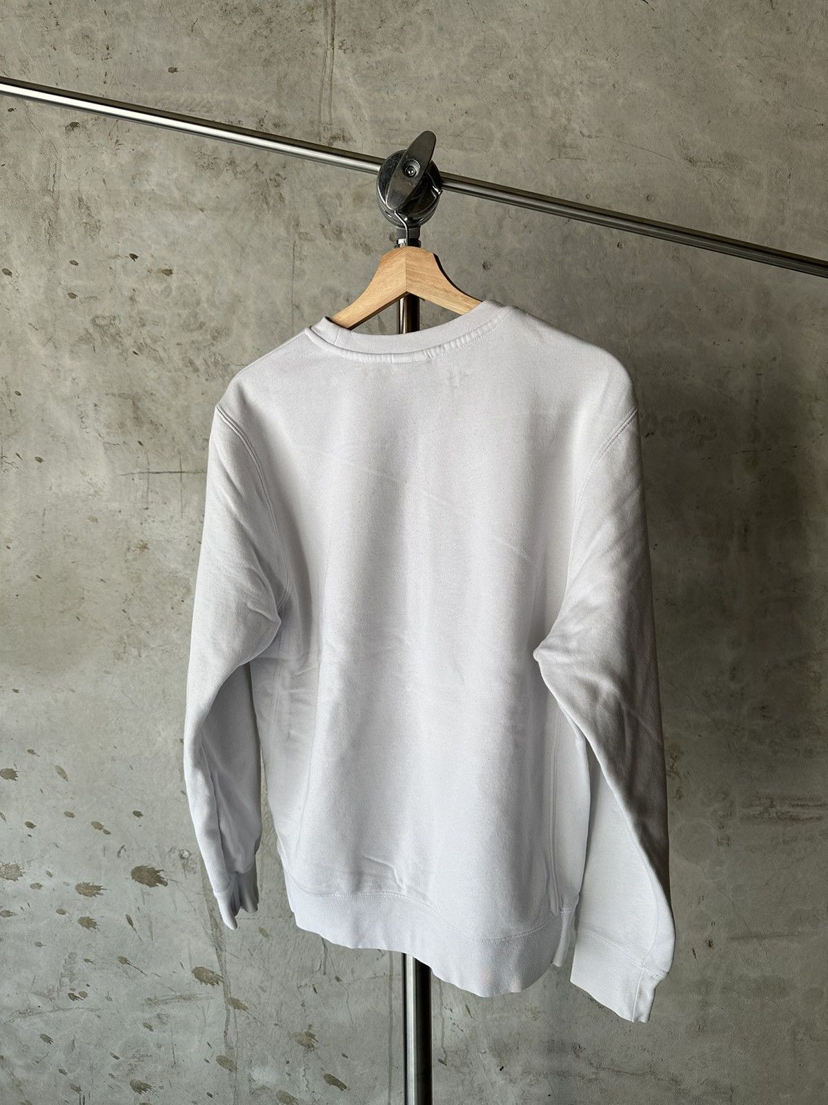 Nike Vintage Y2K White Nike Swoosh sweatshirt Size US S / EU 44-46 / 1 - 2 Thumbnail