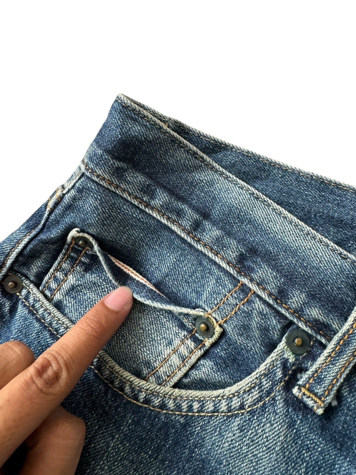 Uniqlo VINTAGE UNIQLO SELVEDGE DISTRESSED JEANS Size US 36 / EU 52 - 5 Thumbnail