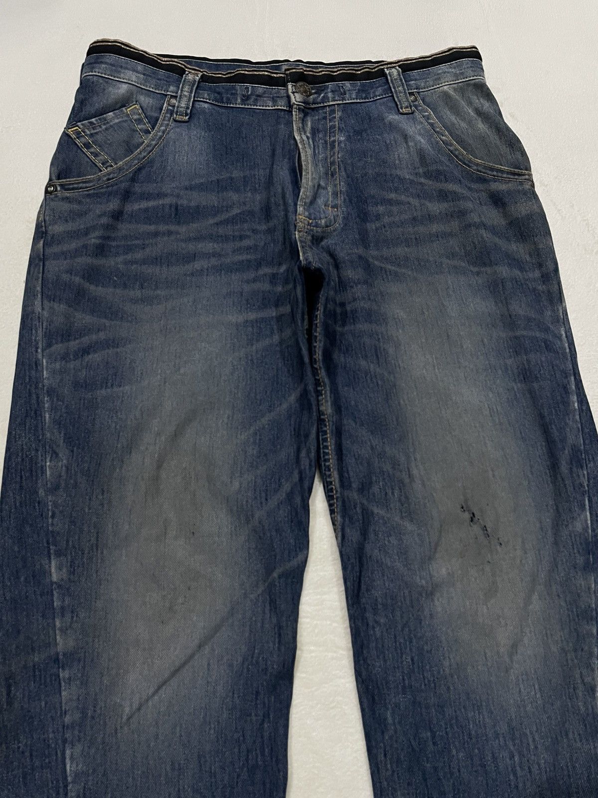Edwin Vintage Edwin 503 Jerseys Twist Leg Distressed Denim Jeans Size US 35 - 3 Thumbnail