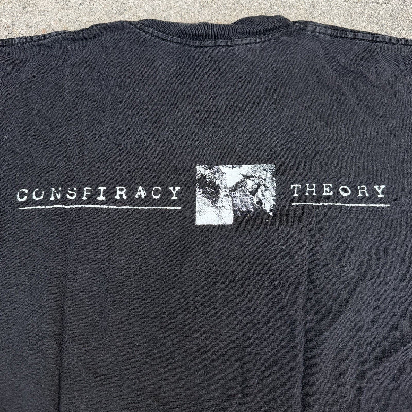 Vintage Vintage 1997 Conspiracy Theory Movie Promo Tee XL Size US XL / EU 56 / 4 - 2 Thumbnail
