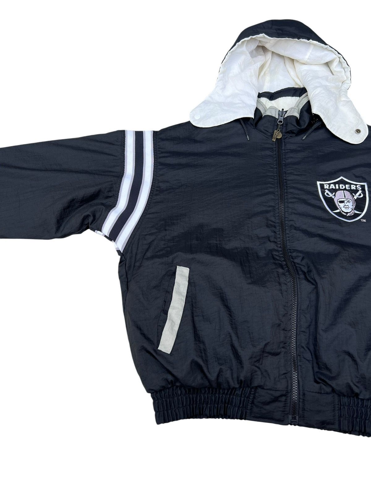 Foot Locker 90s NFL Raiders Reversible Heavy Puffer Pro Player Jacket Size US L / EU 52-54 / 3 - 10 Thumbnail