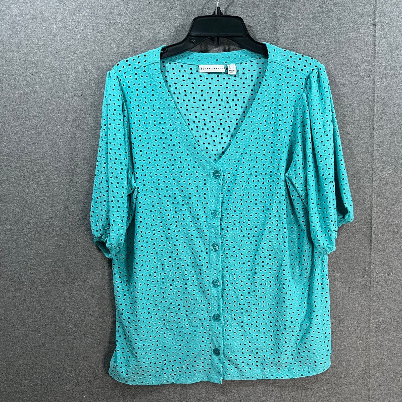 Other Susan Graver Eyelet Knit Button-Front Top with Blouson T Size L / US 10 / IT 46 - 1 Thumbnail