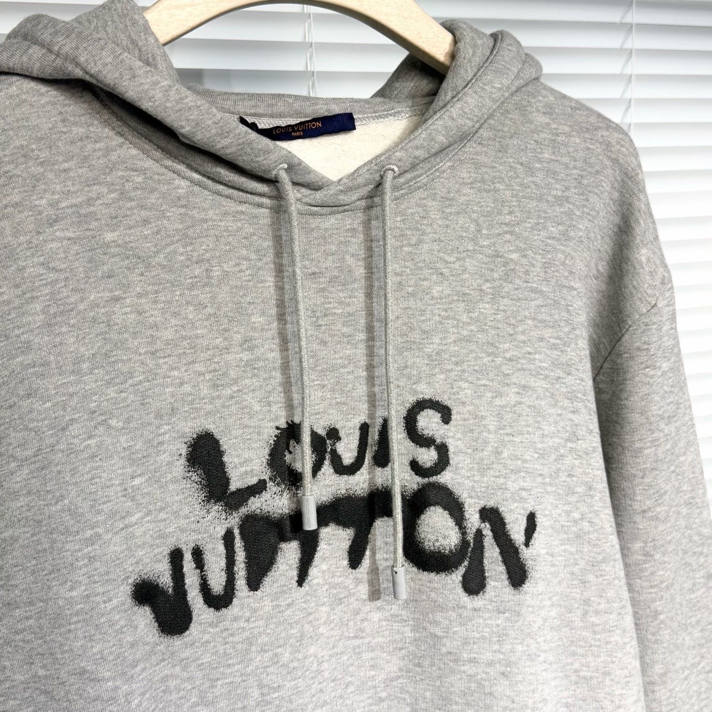 Louis Vuitton LV Gray Hoodie with Graffiti Logo Neon Print Size US L / EU 52-54 / 3 - 3 Thumbnail