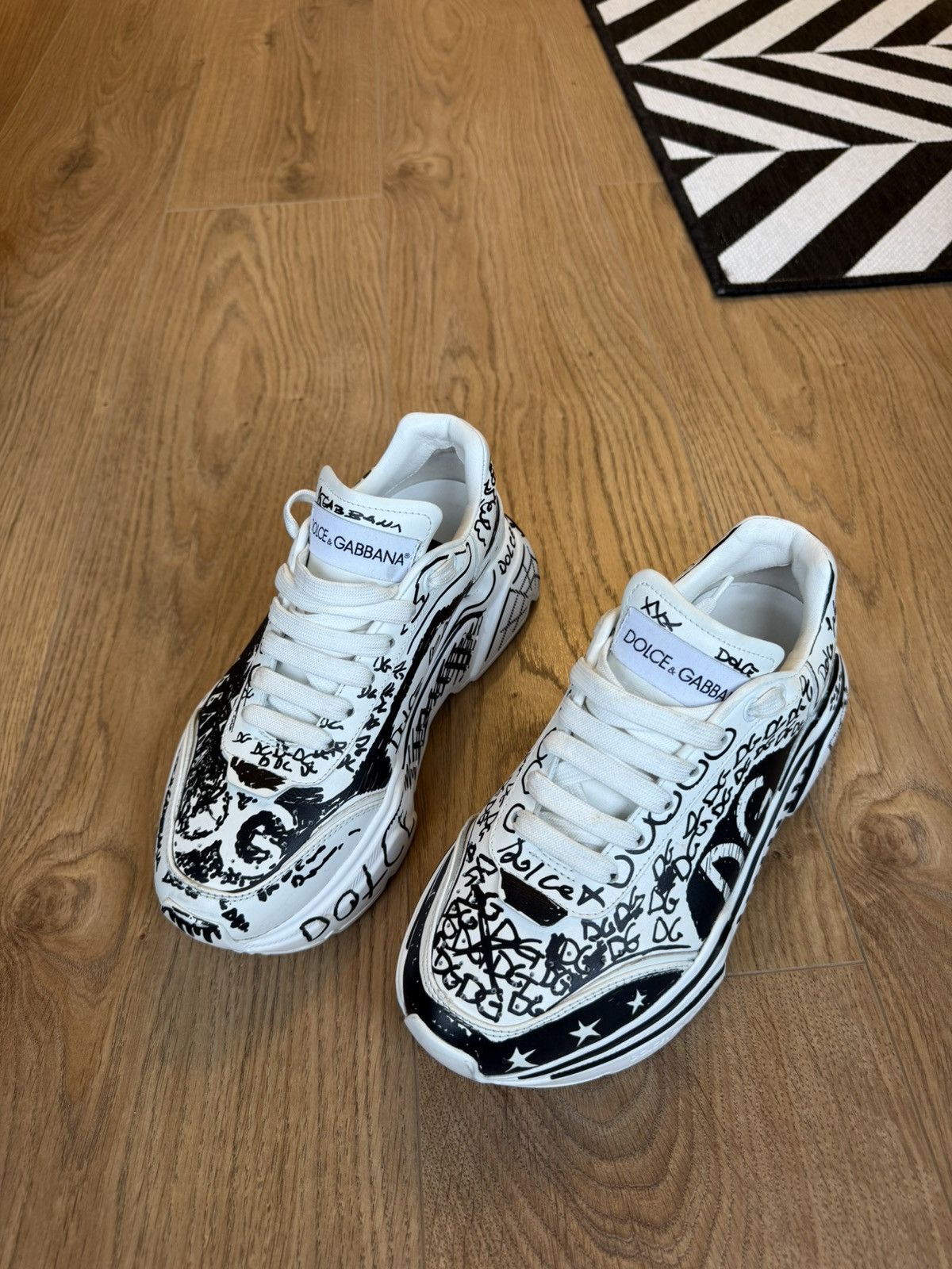 Dolce & Gabbana Hand painted grafitti daymaster sneakers Size US 8 / IT 38 - 1 Thumbnail