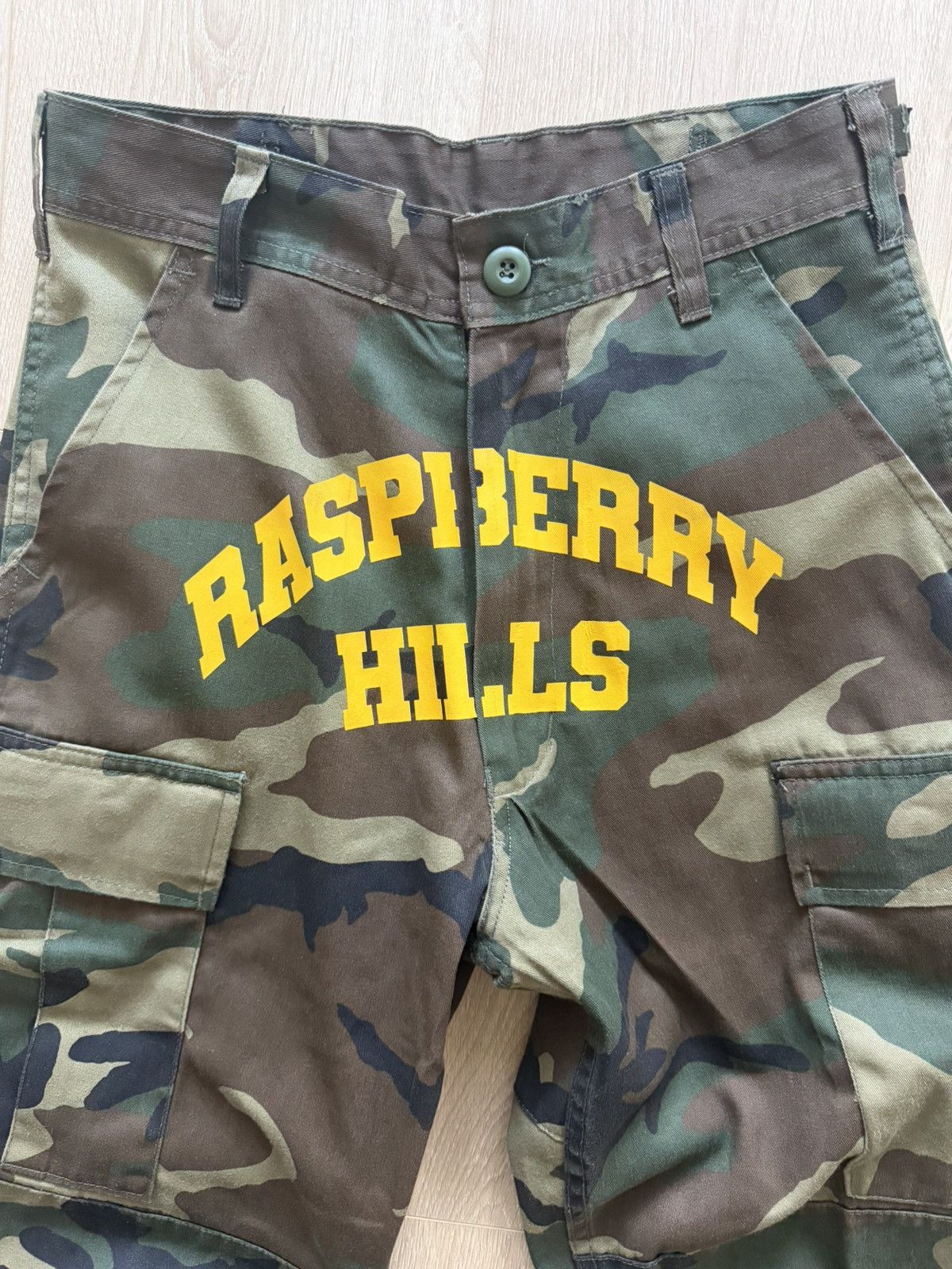 The GV Gallery GV Gallery Raspberry Hills Army Camo Size US 30 / EU 46 - 2 Thumbnail