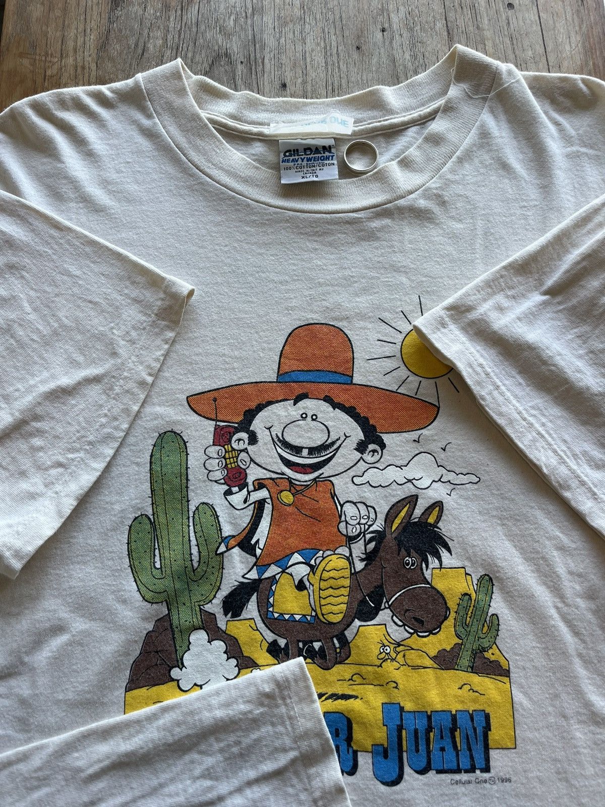Vintage Vintage CELLULAR ONE 1996’s Bell Mobilit’e tshirt Size US XL / EU 56 / 4 - 9 Thumbnail