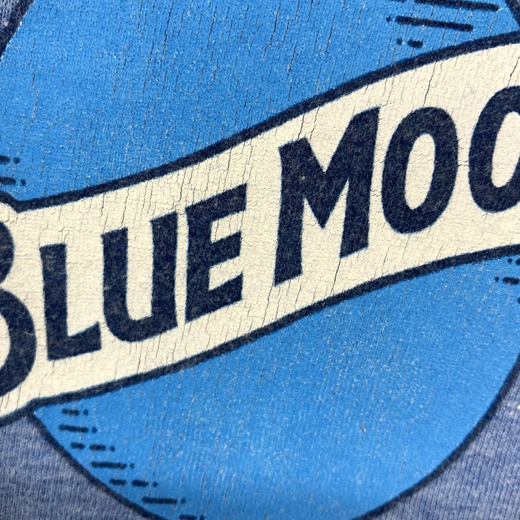 Vintage Blue Moon Shirt Men's Large Blue Short Sleeve Beer Shirt Sleeve Graphic Thin Size US L / EU 52-54 / 3 - 6 Thumbnail