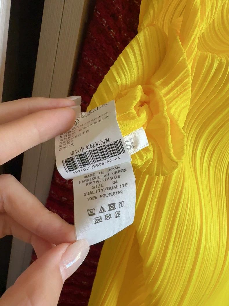 Issey Miyake Issey Miyake size:4 Yellow dress Size XS / US 0-2 / IT 36-38 - 3 Thumbnail