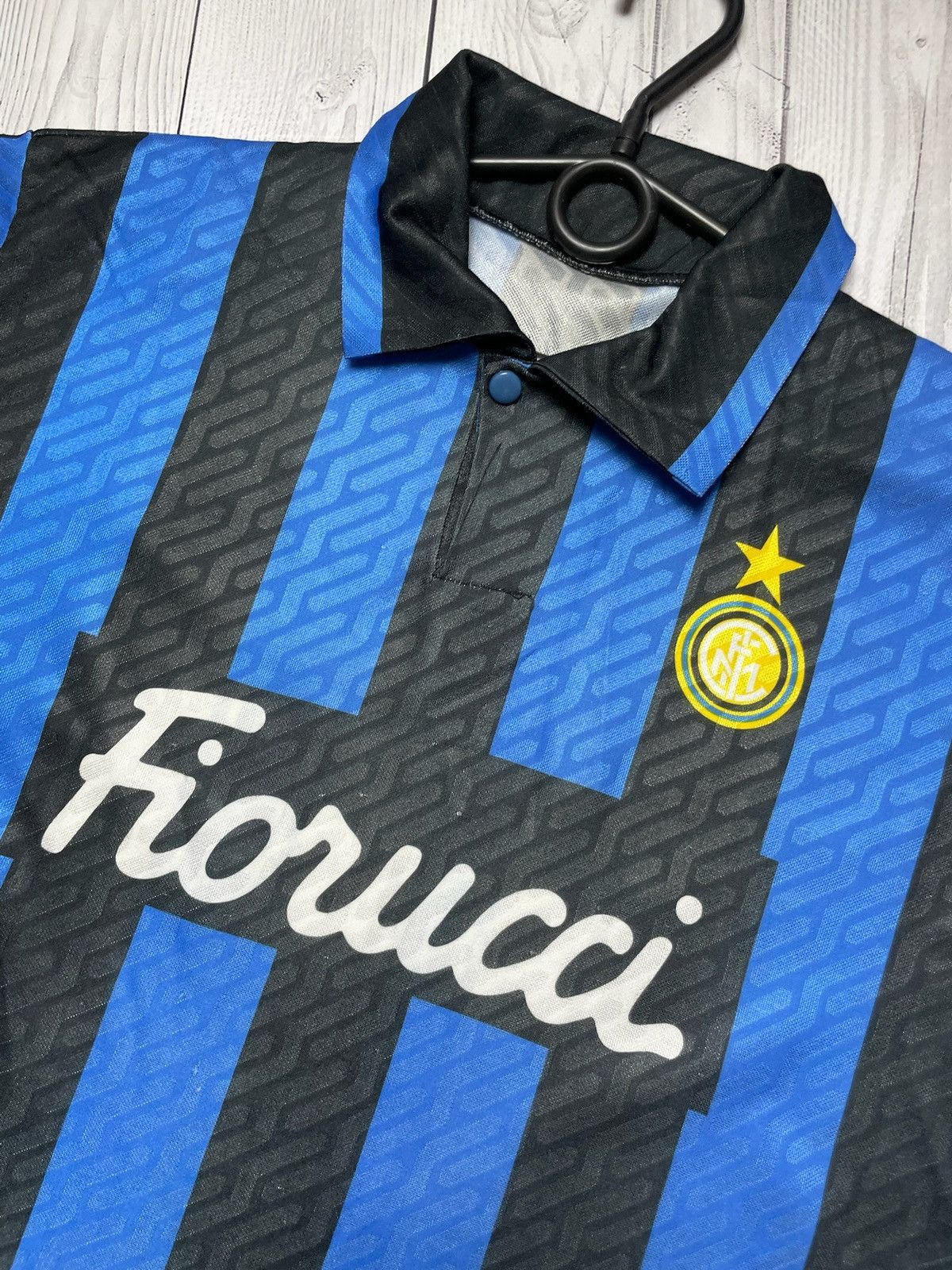 Vintage Vintage retro inter Milan tee rare soccer size S Size US S / EU 44-46 / 1 - 3 Thumbnail