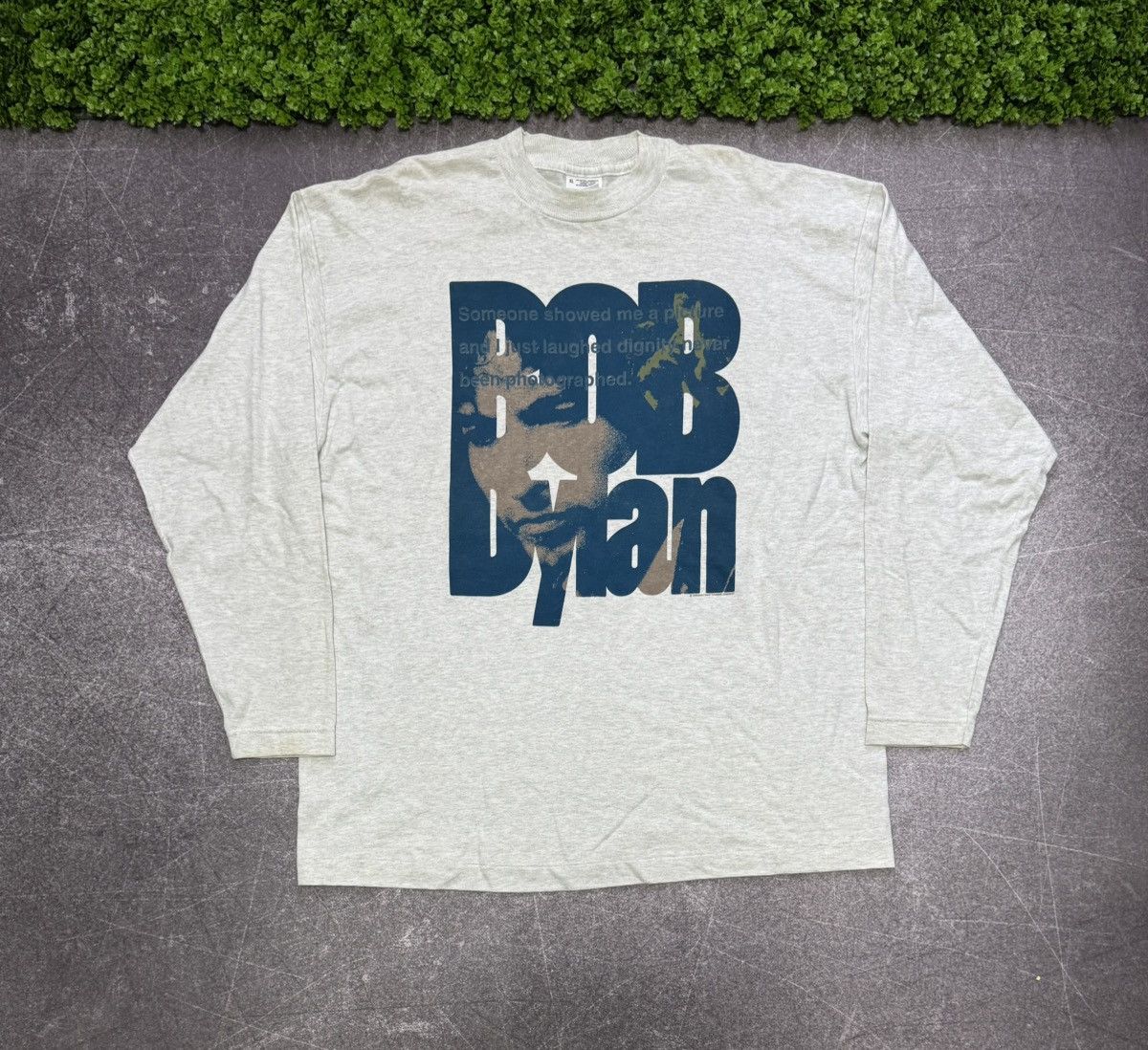 Band Tees Vintage 1995 Bob Dylan fall classic long-sleeve tour tee Size US XL / EU 56 / 4 - 1 Thumbnail