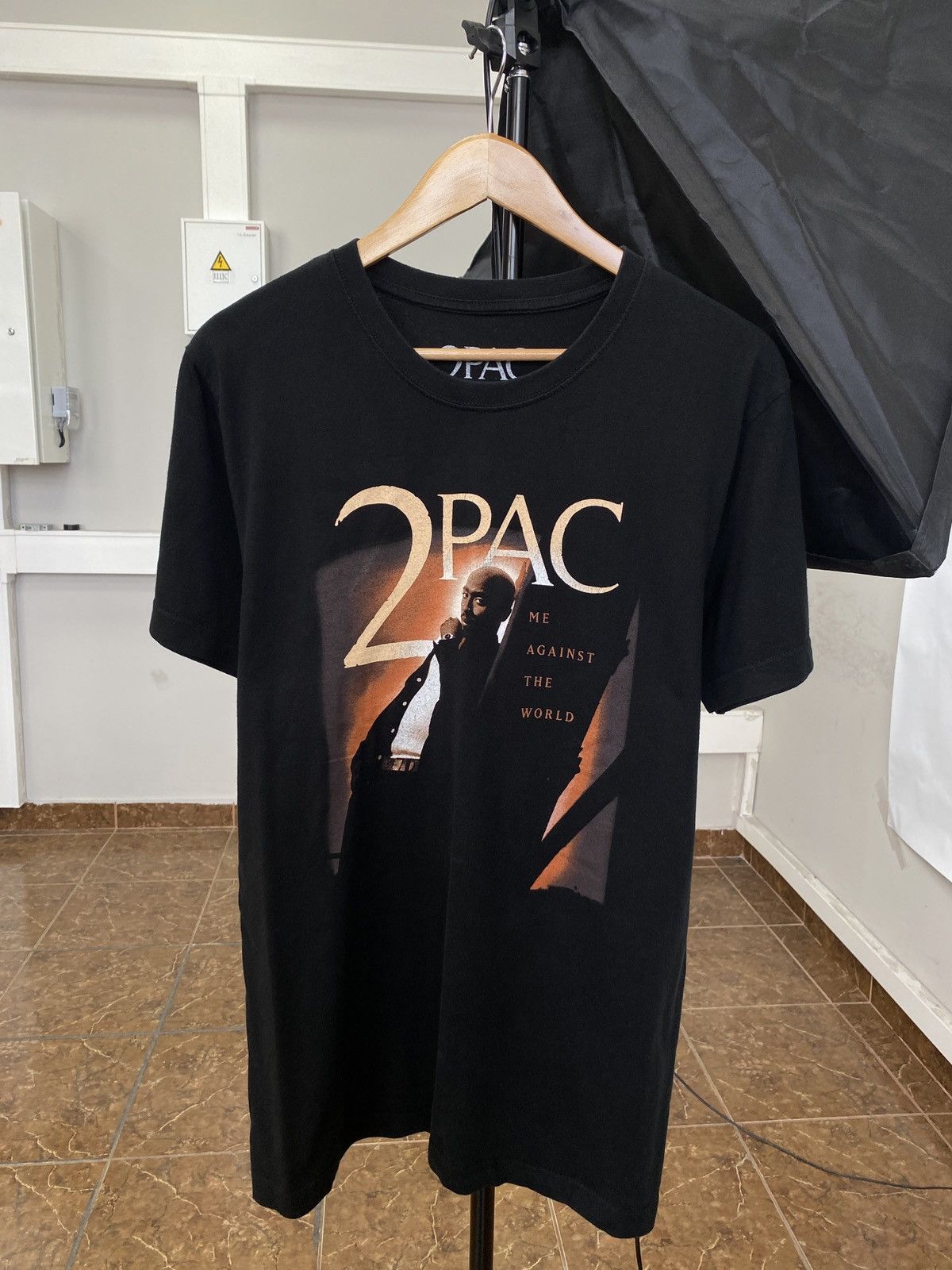 Band Tees × Rap Tees 🇺🇸 Tupac Shakur Me Against The World T-Shirt Rare Retro Hype Size US M / EU 48-50 / 2 - 1 Thumbnail