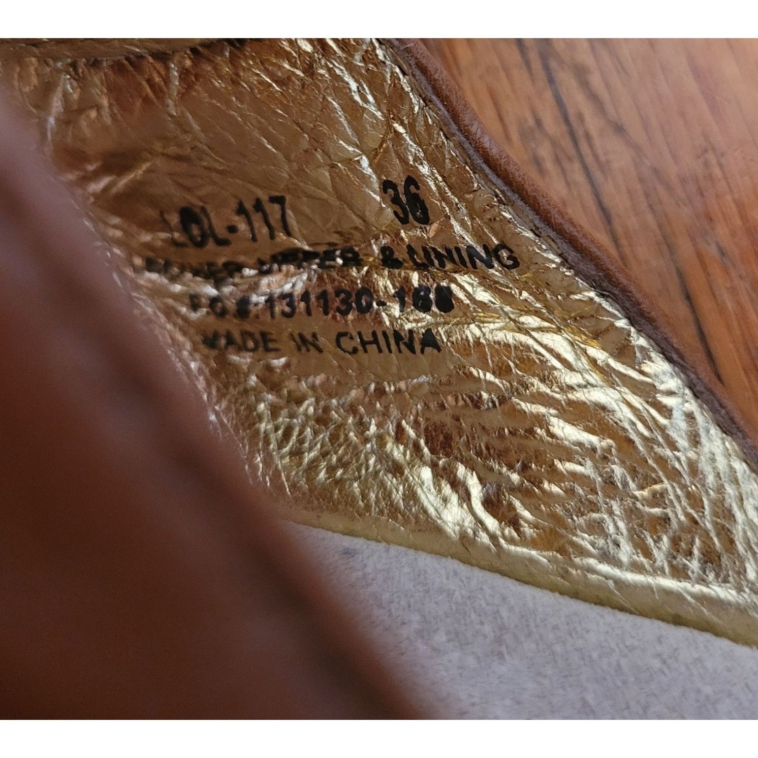 Other Alegria Leather Thong Sandals 6 Brown Comfort Slides LOLA We Size US 6 / IT 36 - 8 Thumbnail