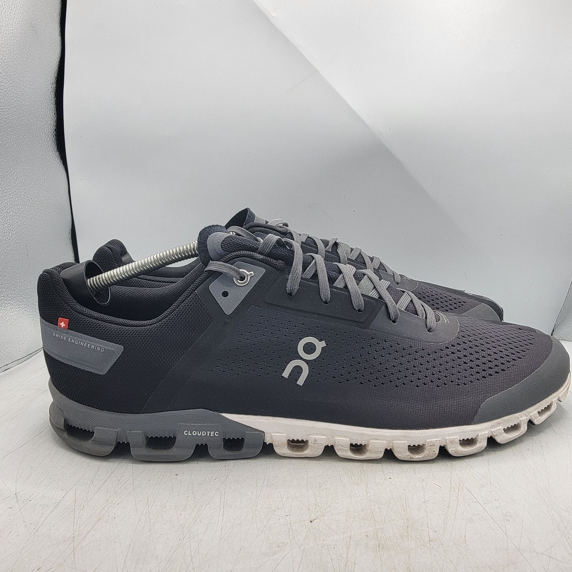 On On Cloudflow Mens 14 Black Athletic Sneaker Shoes Outdoors R Size US 14 / EU 47 - 12 Thumbnail