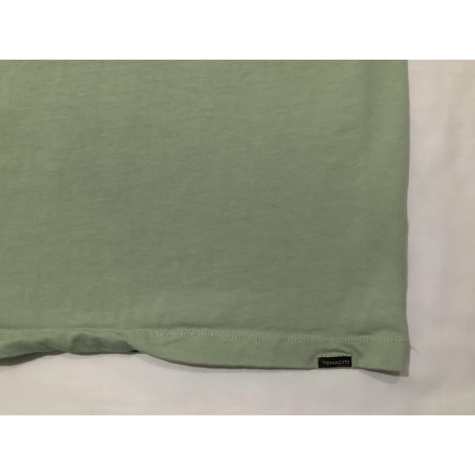 Vintage Tenaciti Studios Shirt Mens Small Green Embrace Resilience Crown Graphic Tee Size US S / EU 44-46 / 1 - 4 Thumbnail
