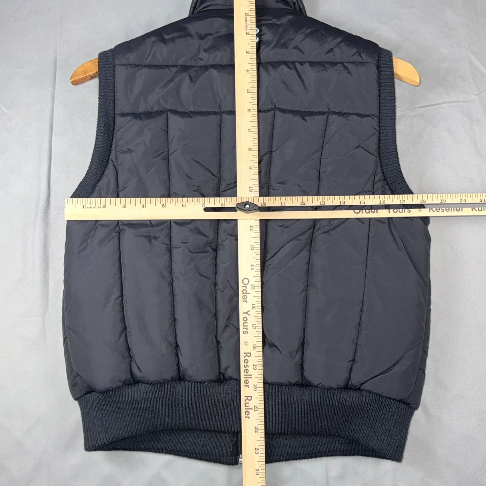 Rocawear Rocawear Vest Mens Large Black Puffer Full Zip Embroidered Crest Logo Hip Hop Size US L / EU 52-54 / 3 - 7 Thumbnail
