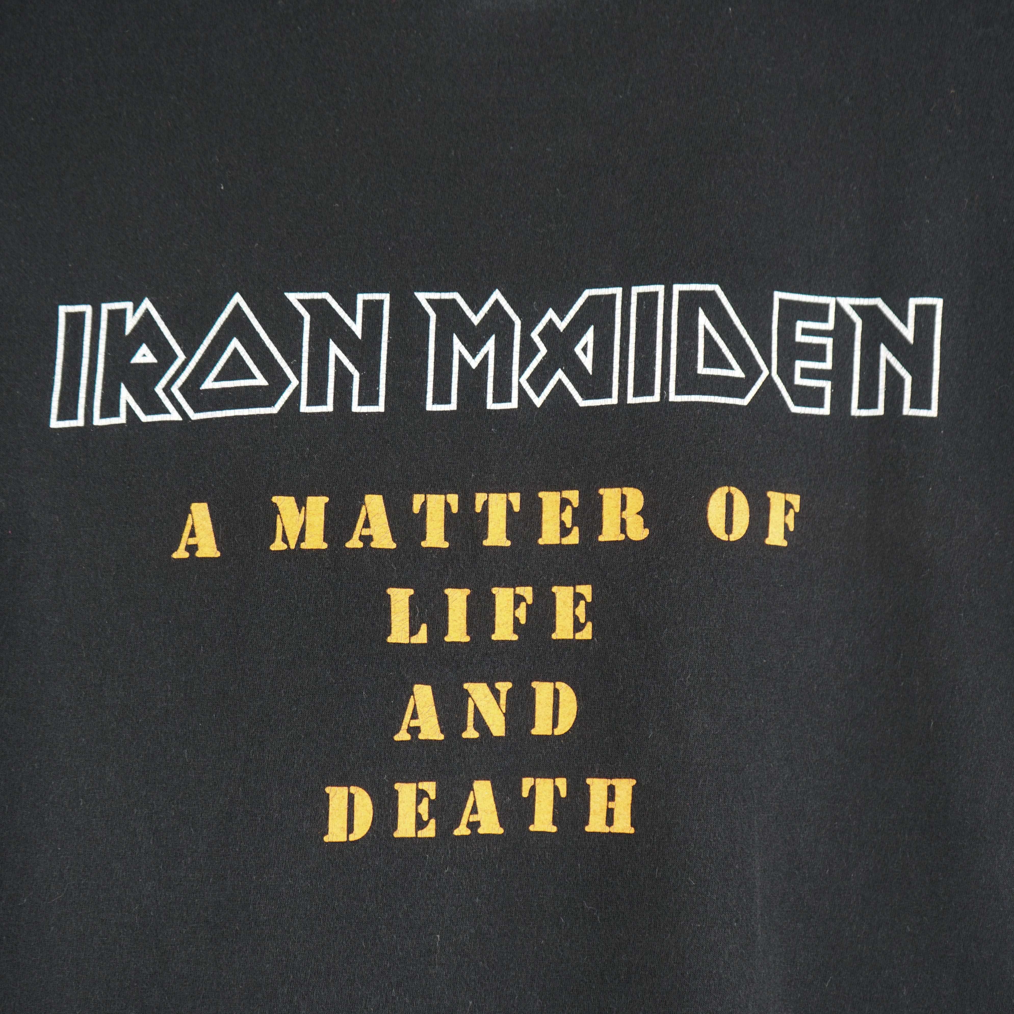 Band Tees × Vintage Vintage 2006 Iron Maiden T-Shirt A Matter Life And Death Size US M / EU 48-50 / 2 - 8 Thumbnail