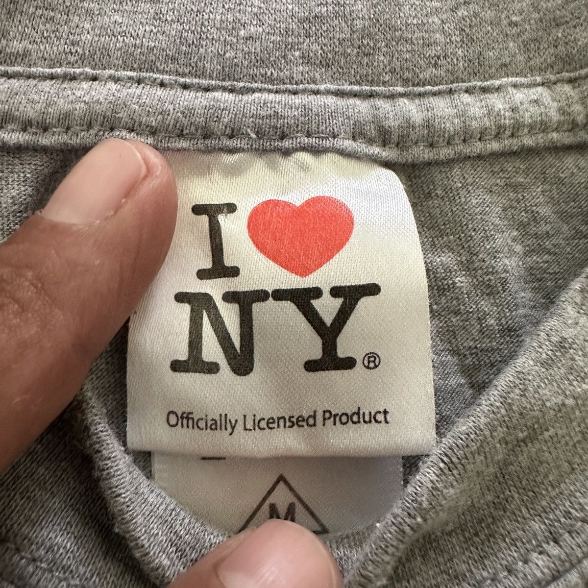 I Love NY I Love NY T Shirt Tee sz M Cotton NYC Officially Licensed Size US M / EU 48-50 / 2 - 6 Thumbnail