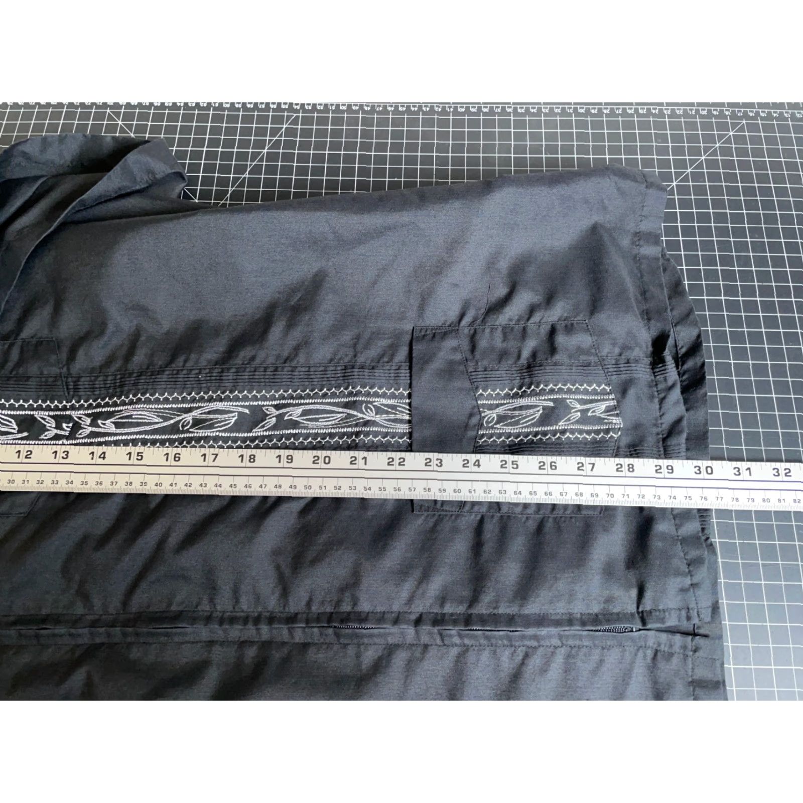 Haband VINTAGE Haband Guayabera Pocket Shirt Men's 3X Black Cotton Blend Zip Up Cuban Tony Soprano Shirt Size US XXL / EU 58 / 5 - 6 Thumbnail