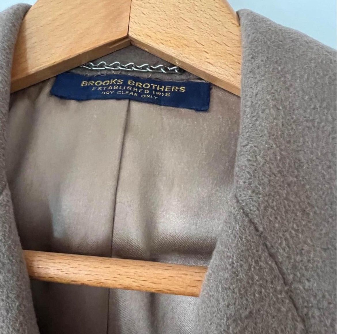 Brooks Brothers Vintage (1980’s) Tan Brooks Brothers double breasted coat Size US L / EU 52-54 / 3 - 2 Thumbnail