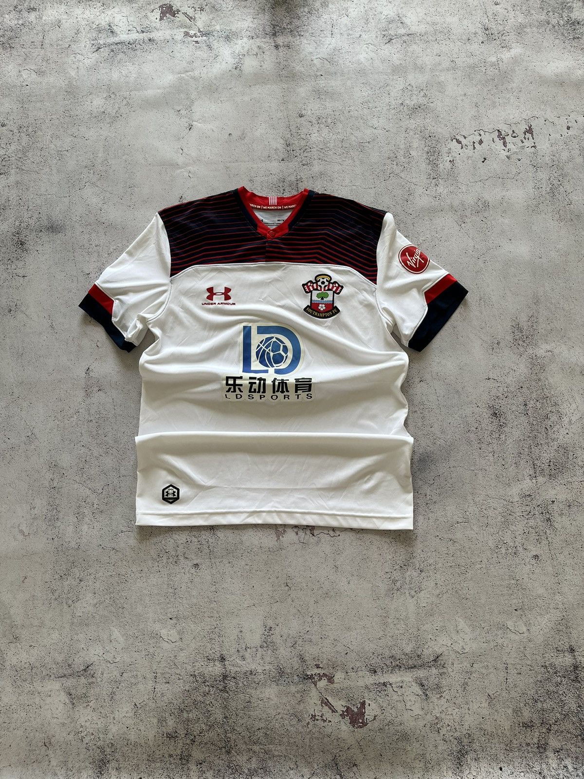Under Armour SOUTHAMPTON 2020 2021 AWAY SHIRT SOCCER JERSEY UNDER ARMOUR Size US M / EU 48-50 / 2 - 1 Thumbnail