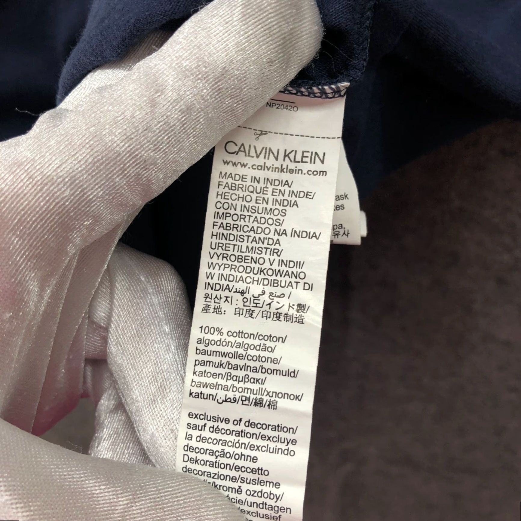 Calvin Klein Calvin Klein Long Sleeve T Shirt Mens M Navy Blue Crewneck Cotton Shirt Mens M Navy Blue Calvin Klein Crewneck Cotton Size US M / EU 48-50 / 2 - 6 Thumbnail