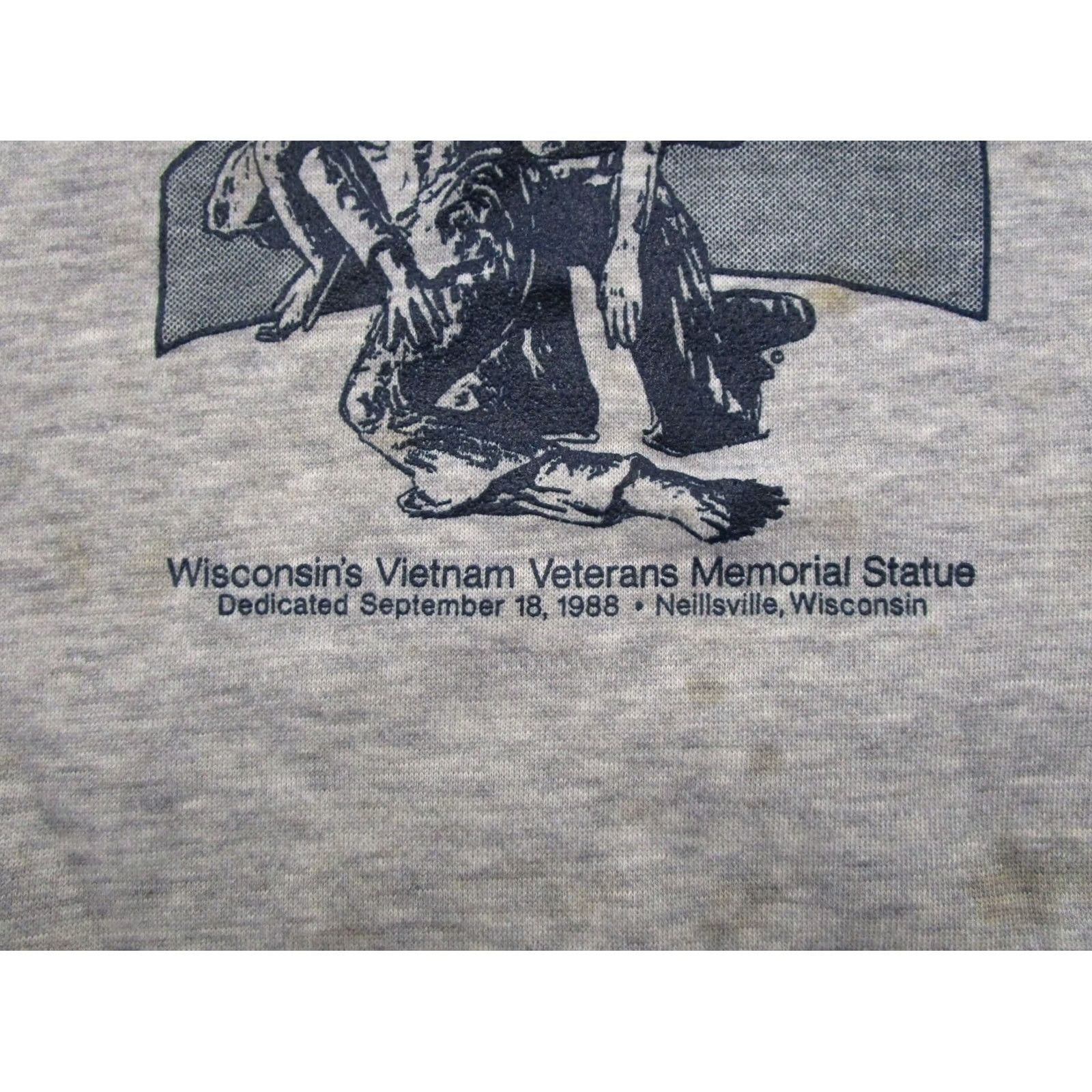 Vintage VINTAGE Wisconsin Memorial Statute Military Sweatshirt 2XL Gray Cotton Pullover Crew Neck Men Sports 80s Hooded Winter Spring Fall Mens Size US XXL / EU 58 / 5 - 3 Thumbnail