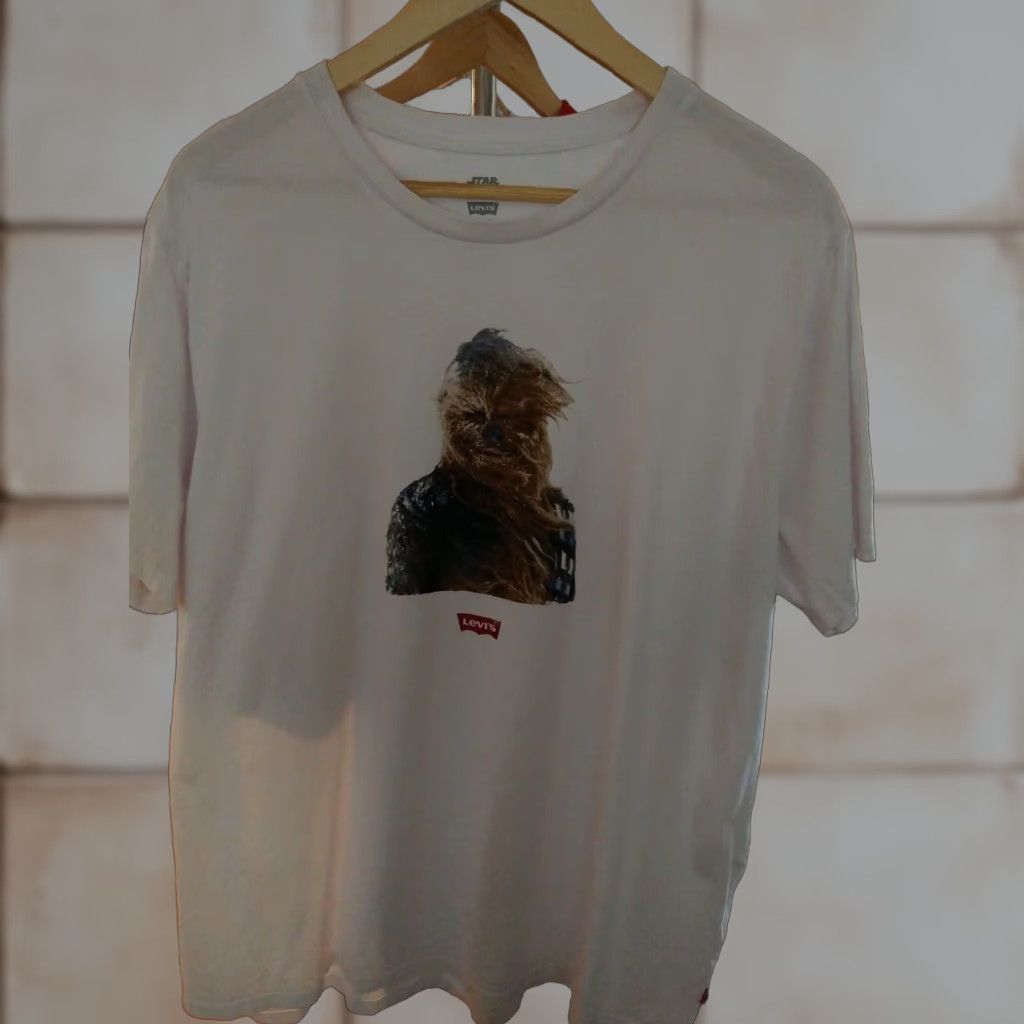 Levi's VINTAGE Star Wars X Levi's Collab T-shirt Chewbacca 2XL Men White Star Wars Mens T-Shirt Size US XXL / EU 58 / 5 - 1 Thumbnail