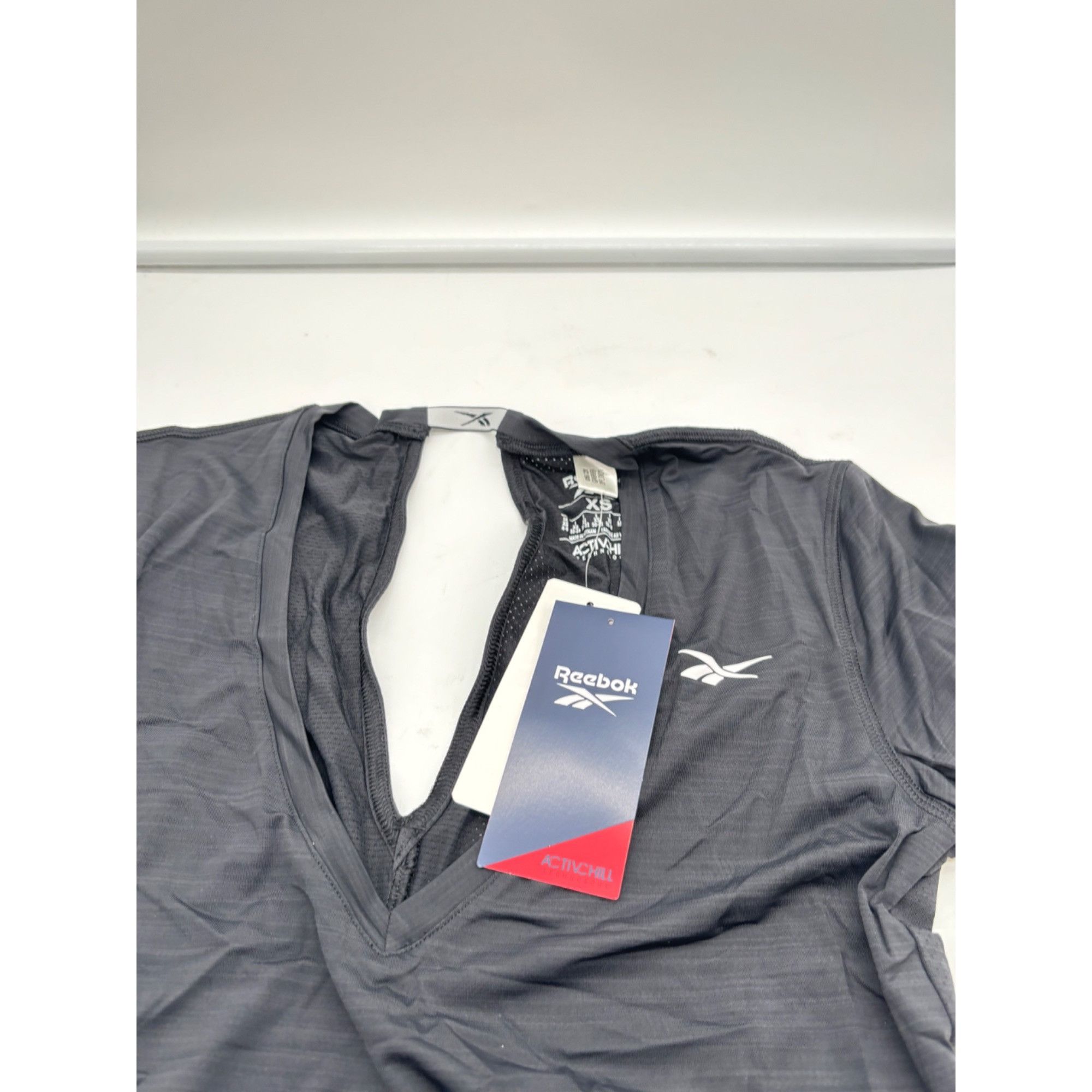 Reebok Reebok Women's Activchill Athletic T-Shirt in Black, Sz. XS Size XS / US 0-2 / IT 36-38 - 10 Thumbnail