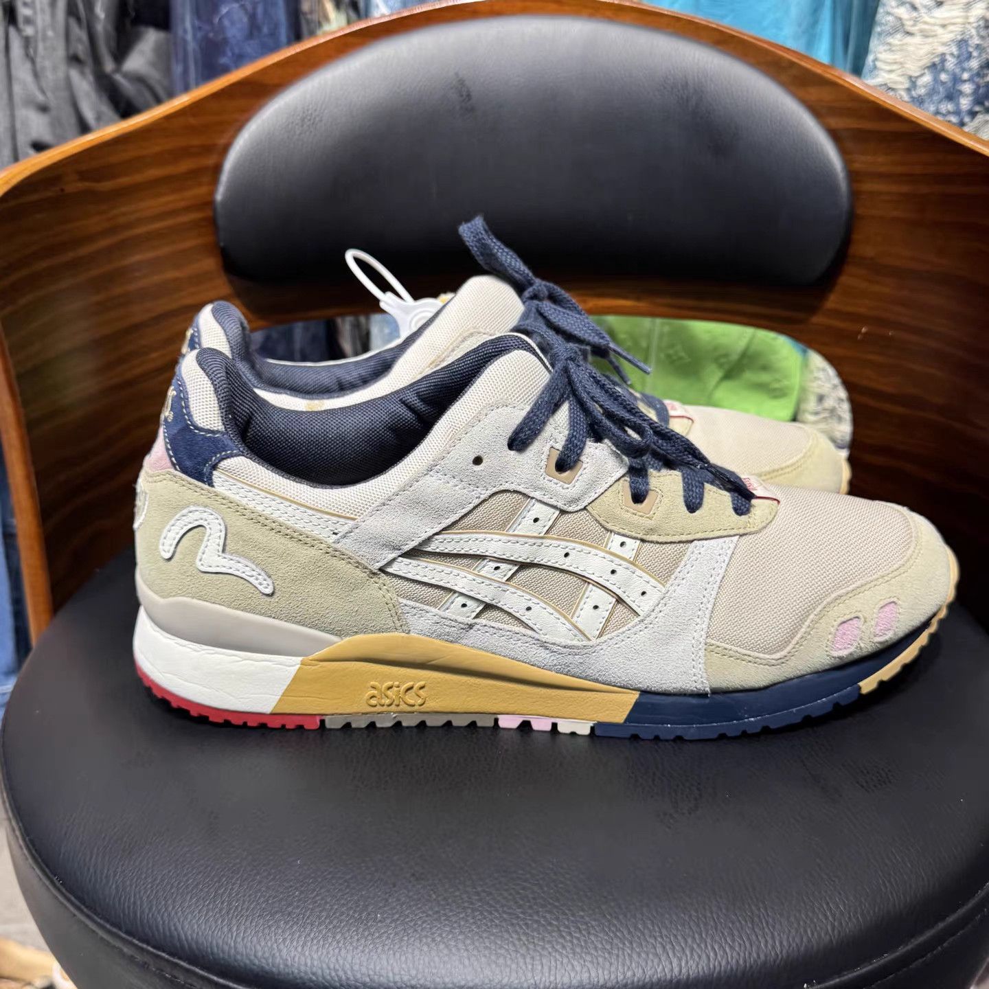 Asics EVISU x Asics Gel-Lyte3 Collaboration Ash Grey K15 Size US 11.5 / EU 44-45 - 4 Thumbnail